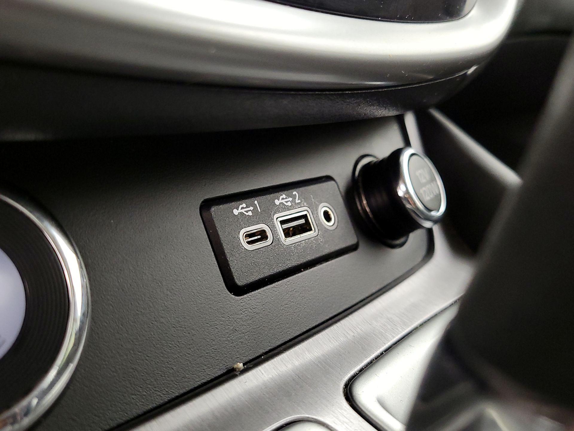 Thumbnail: 2020 Nissan Murano - 18