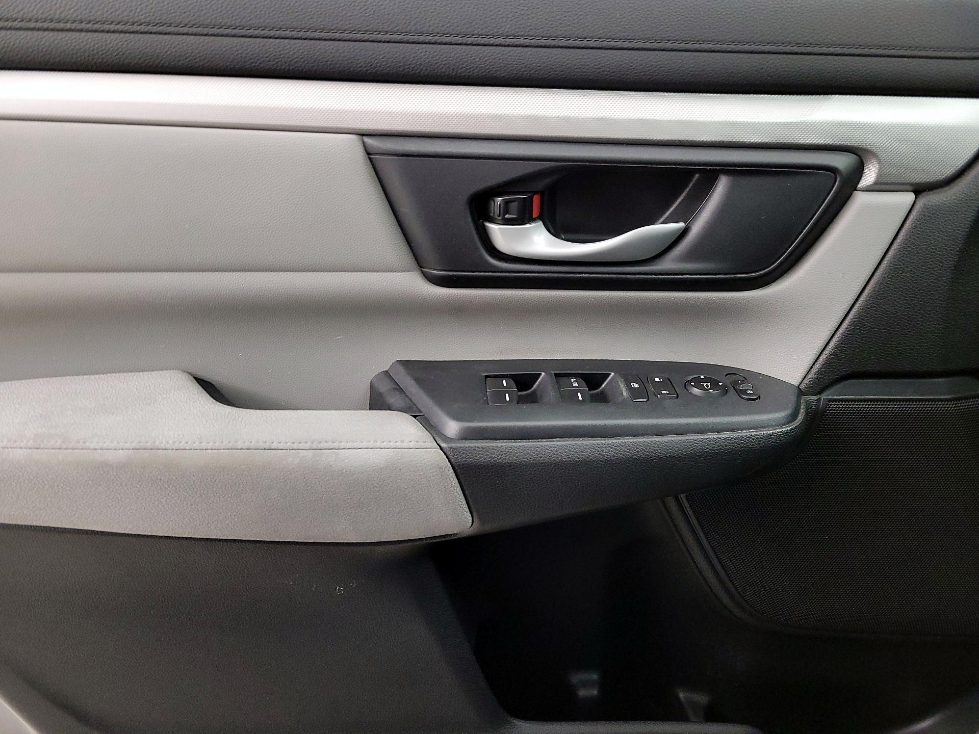 Thumbnail: 2017 Honda CR-V - 12