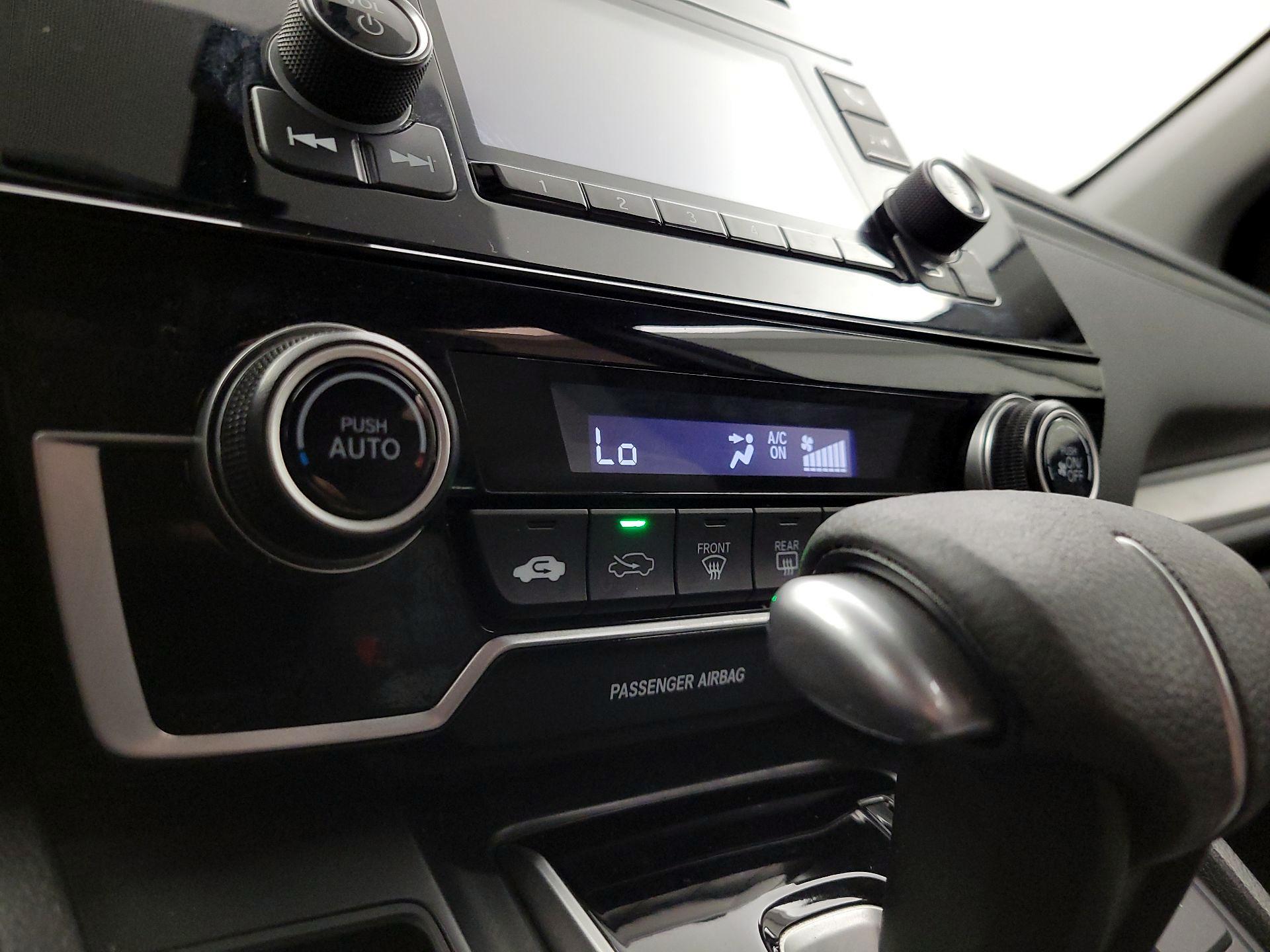 Thumbnail: 2017 Honda CR-V - 16