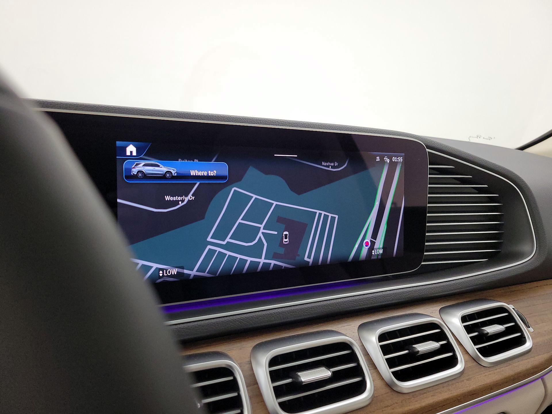 Thumbnail: 2025 Mercedes-Benz GLE - 14