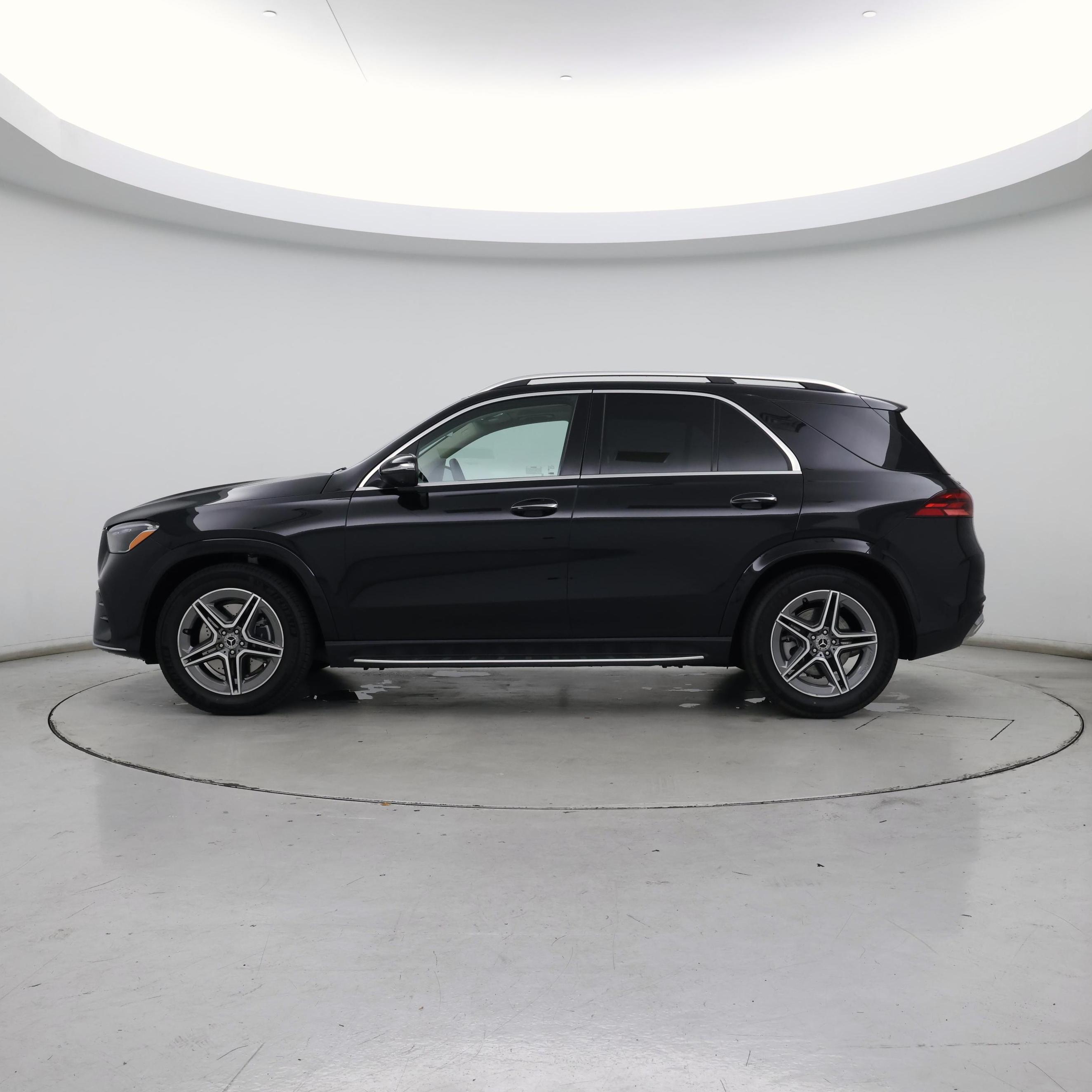 Thumbnail: 2025 Mercedes-Benz GLE - 3
