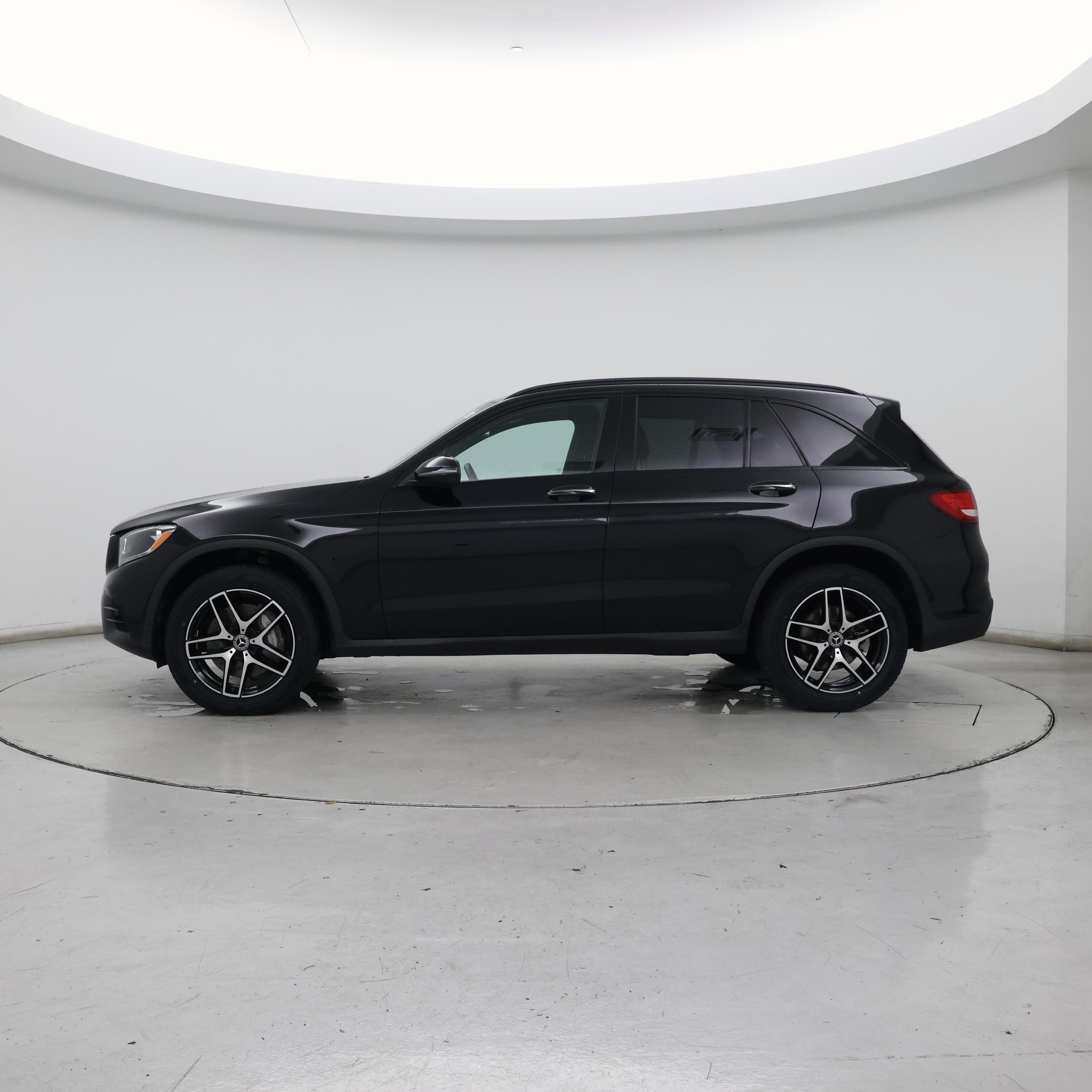 Thumbnail: 2019 Mercedes-Benz GLC - 3