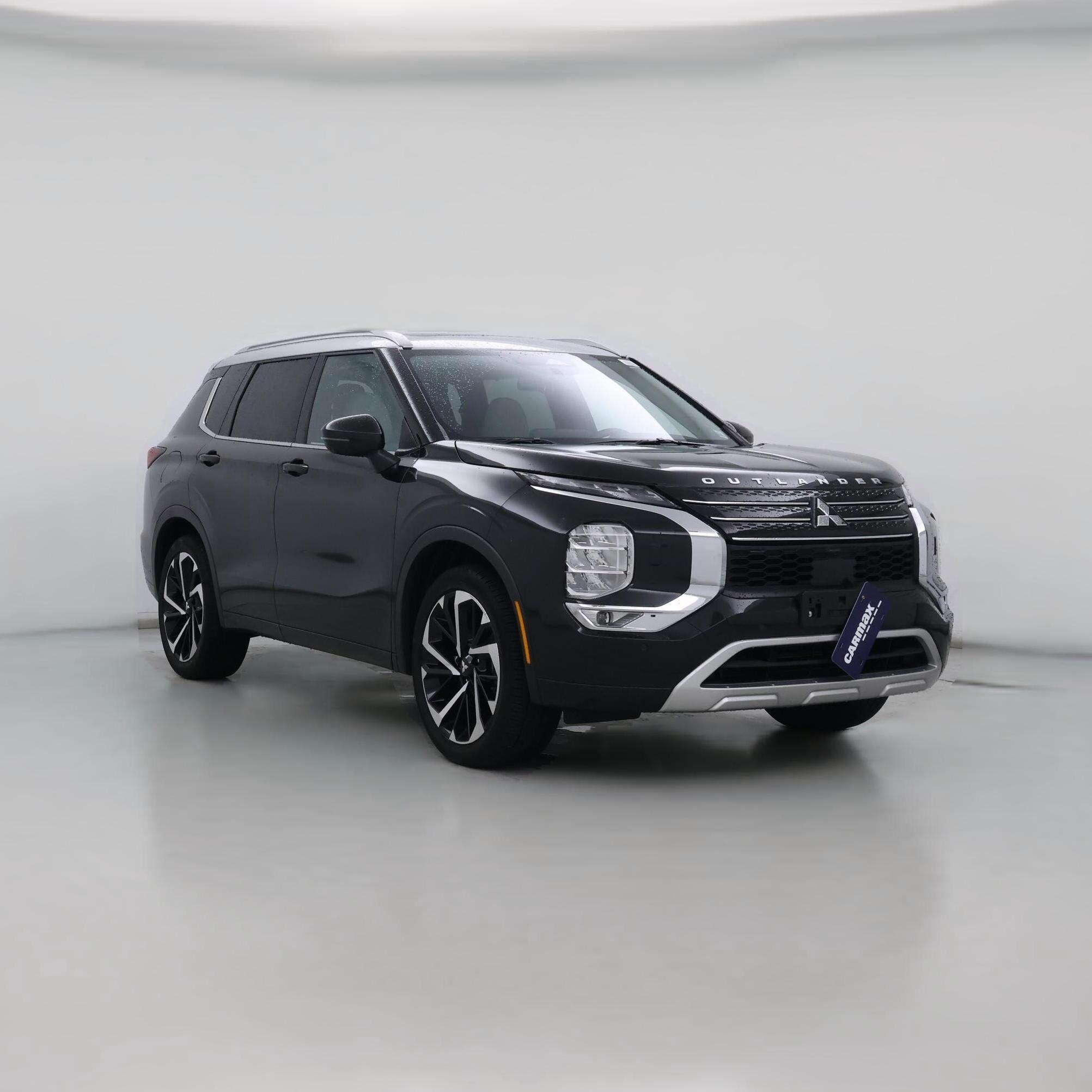 Thumbnail: 2024 Mitsubishi Outlander - 1