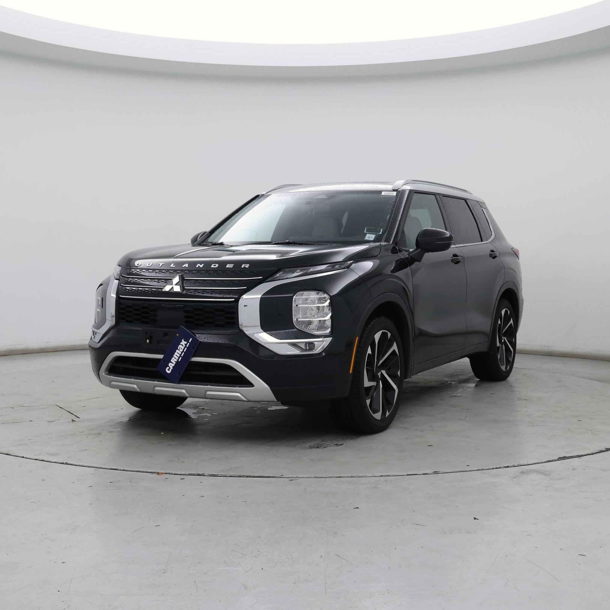 Thumbnail: 2024 Mitsubishi Outlander - 4