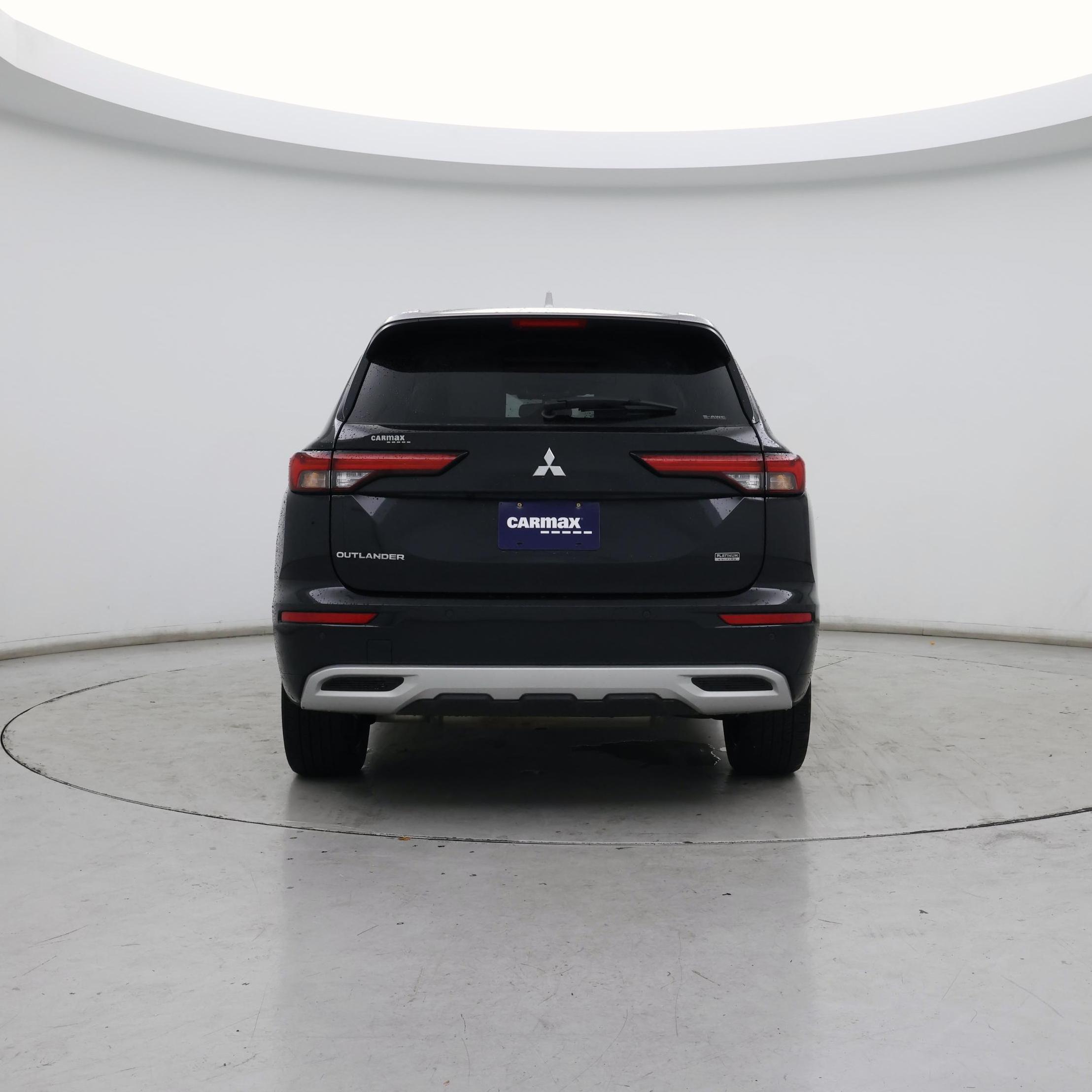 Thumbnail: 2024 Mitsubishi Outlander - 6