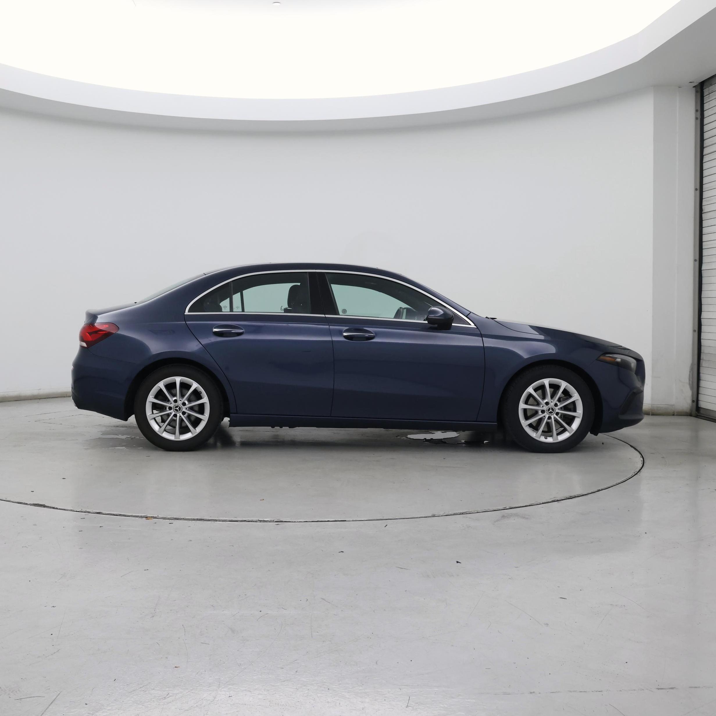 Thumbnail: 2020 Mercedes-Benz A-Class - 7