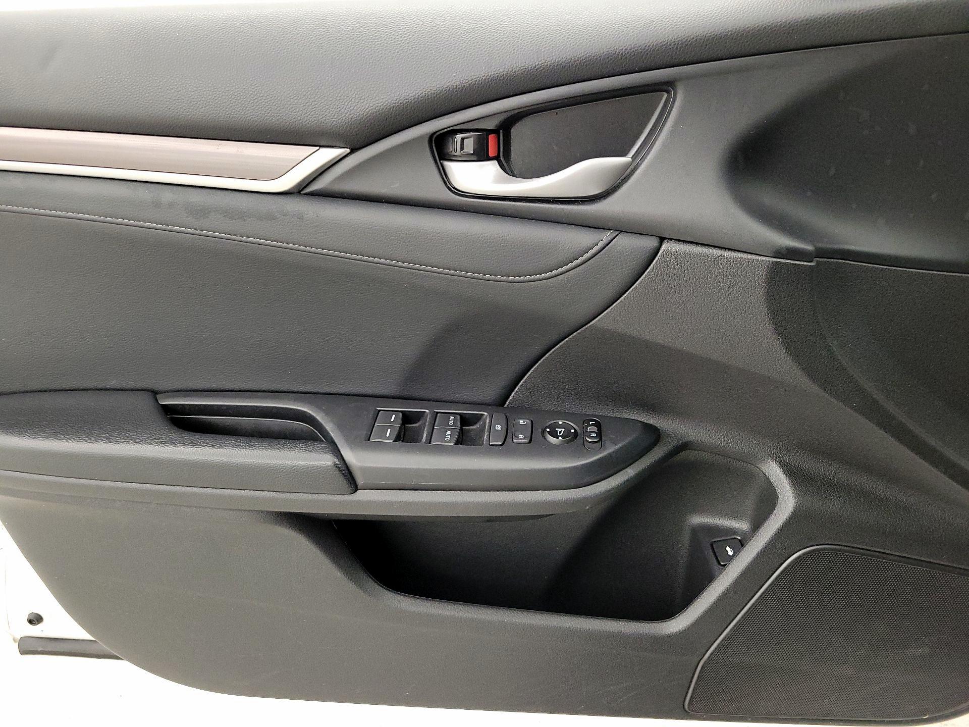 Thumbnail: 2020 Honda Civic - 12