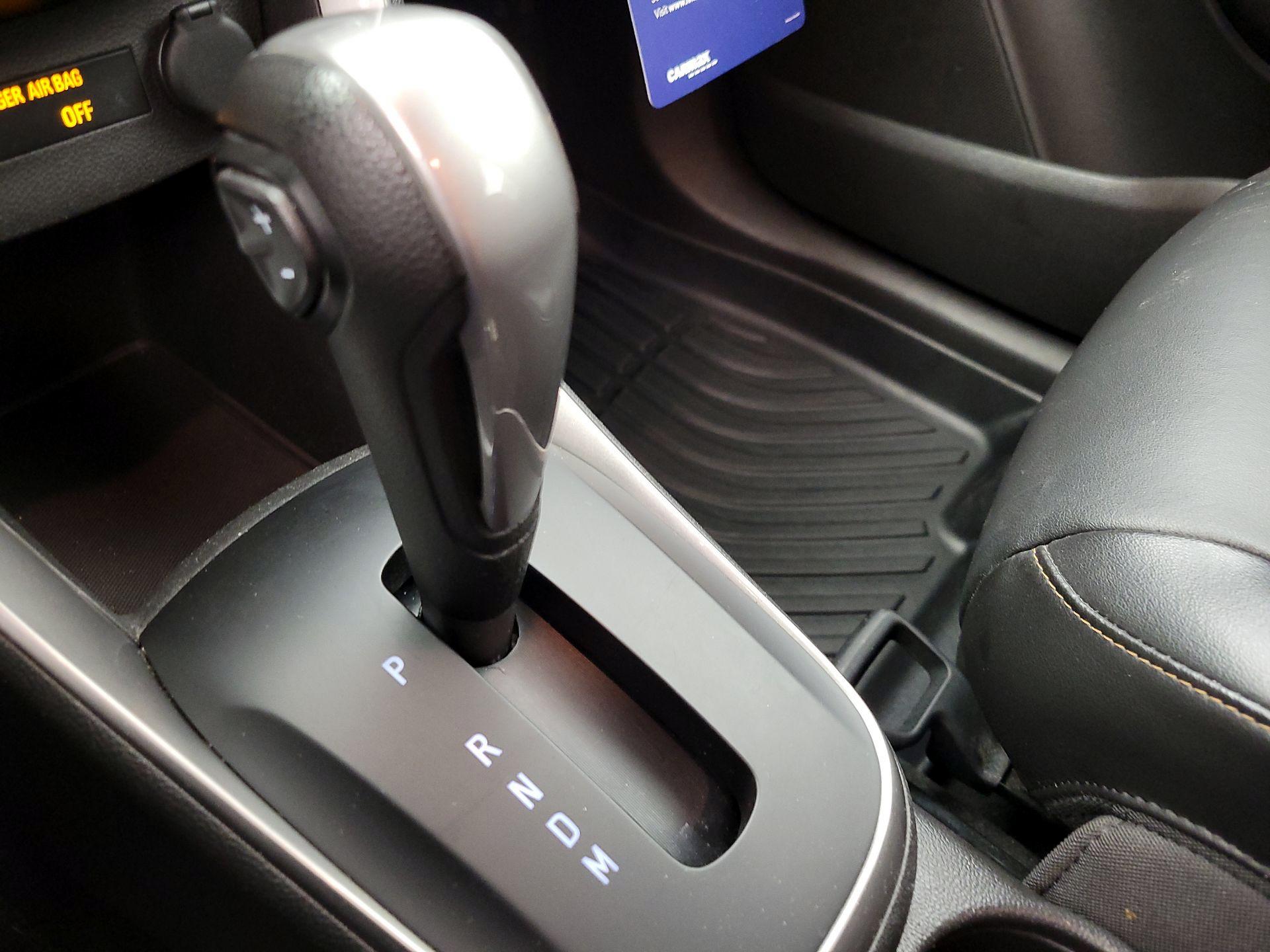 Thumbnail: 2021 Chevrolet Trax - 17