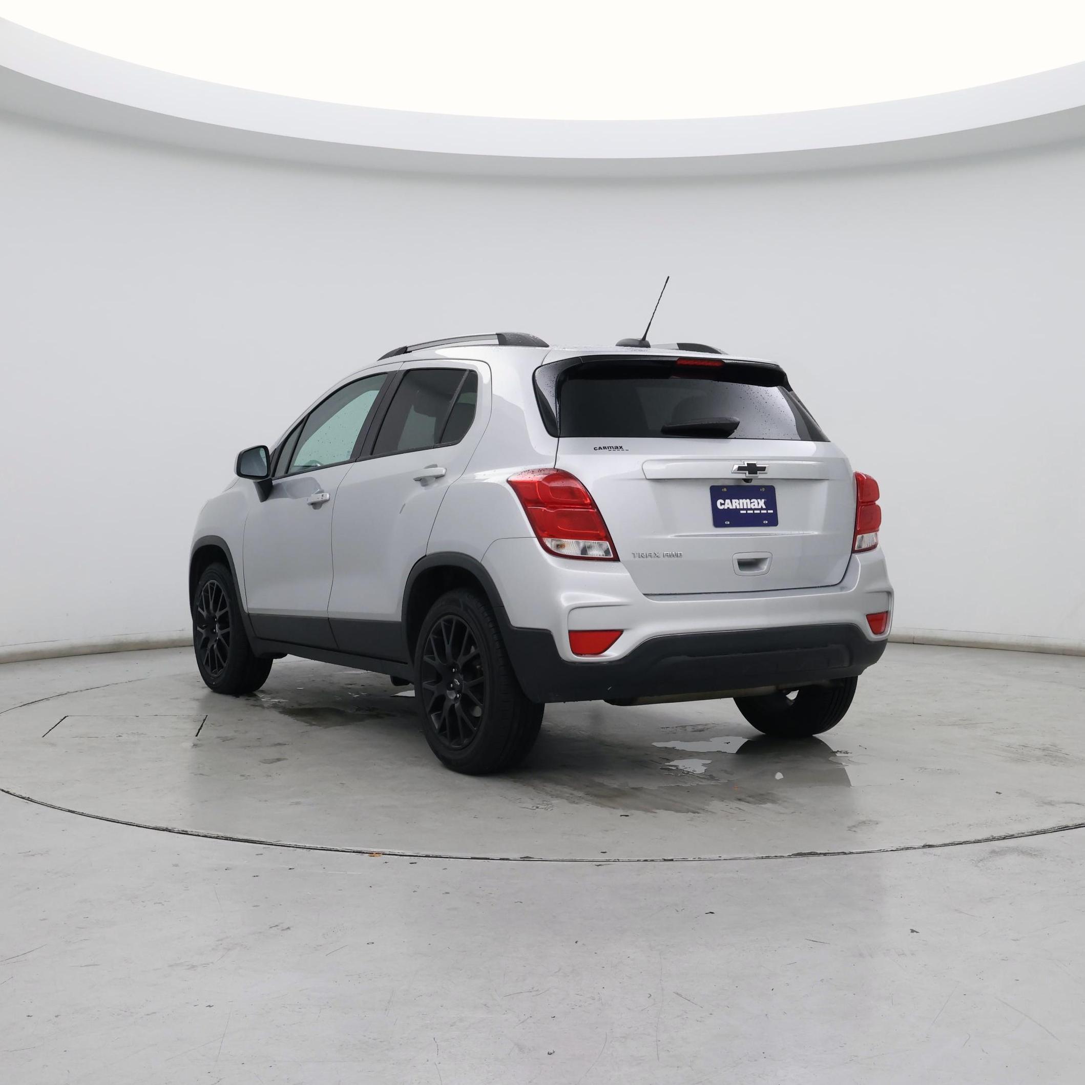 Thumbnail: 2021 Chevrolet Trax - 2