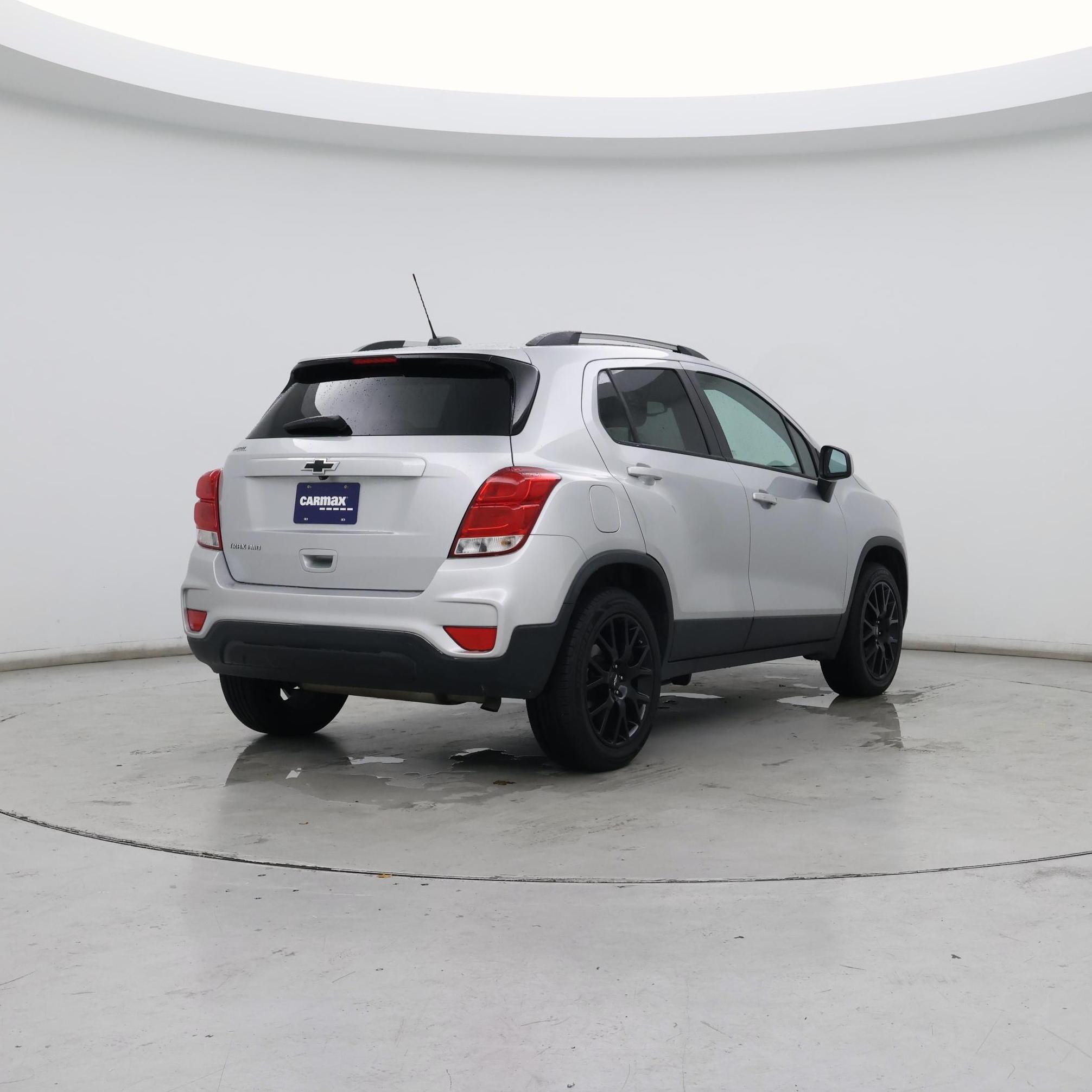Thumbnail: 2021 Chevrolet Trax - 8
