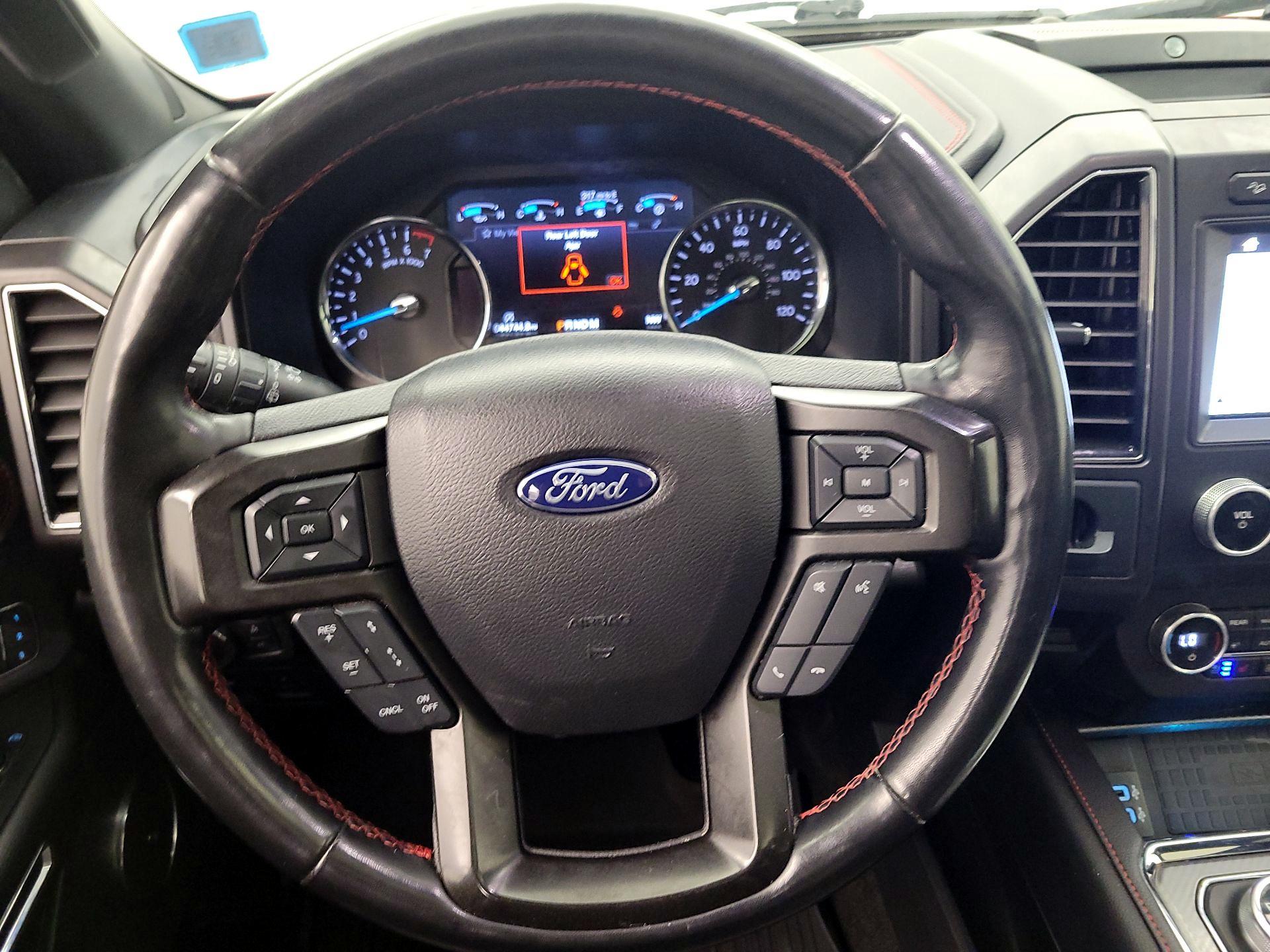 Thumbnail: 2019 Ford Expedition - 10