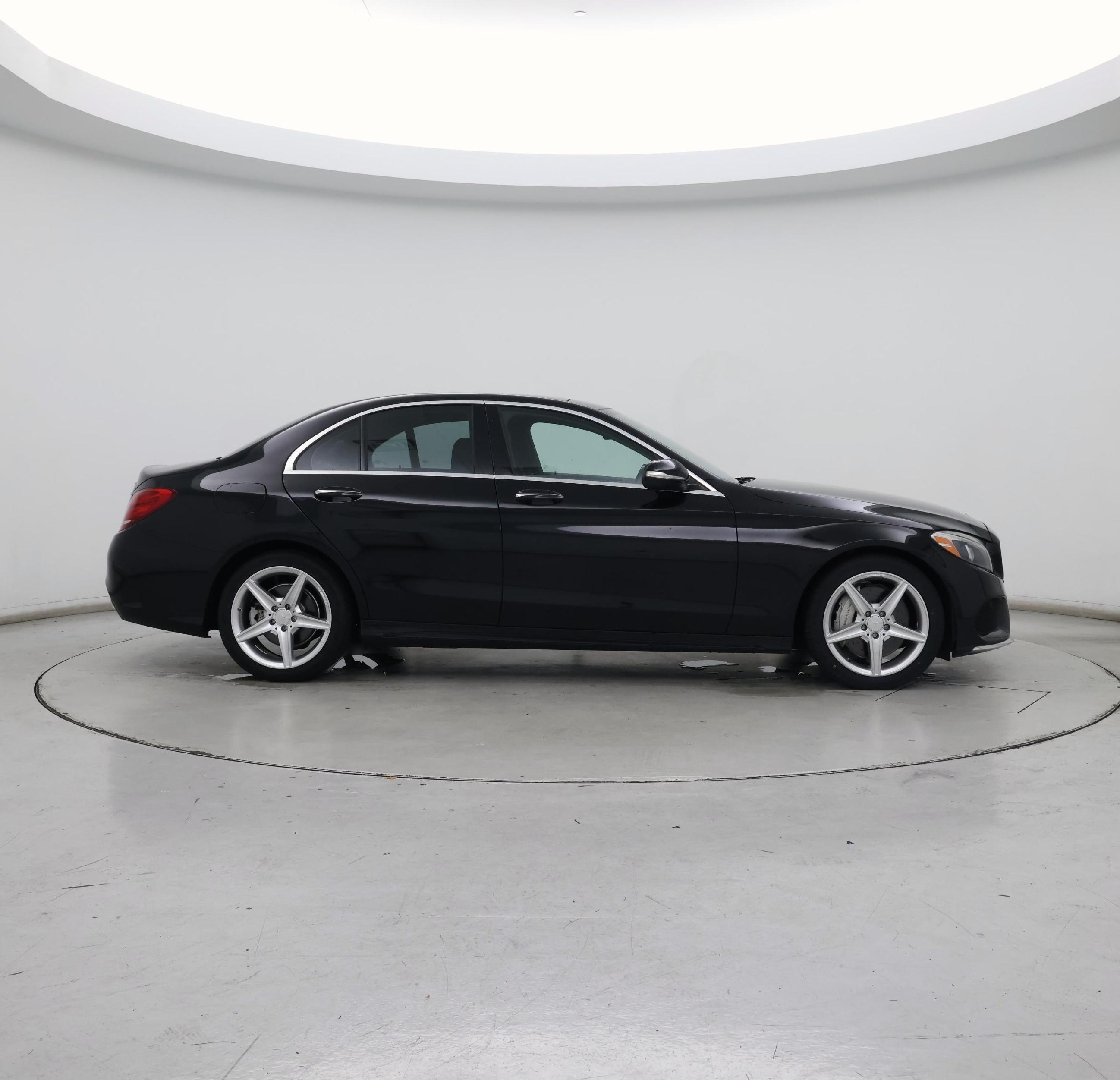 Thumbnail: 2015 Mercedes-Benz C-Class - 7