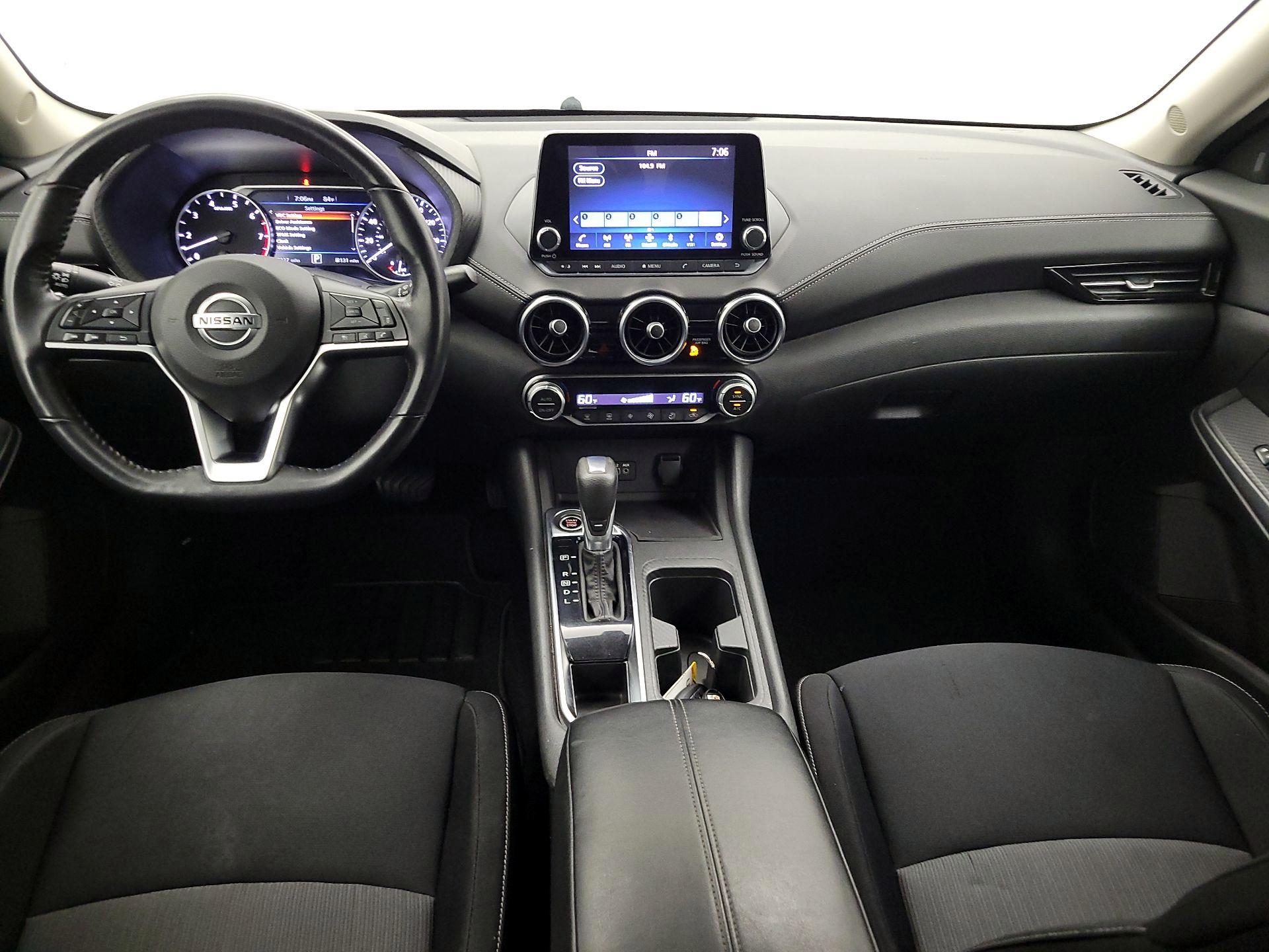 Thumbnail: 2020 Nissan Sentra - 9