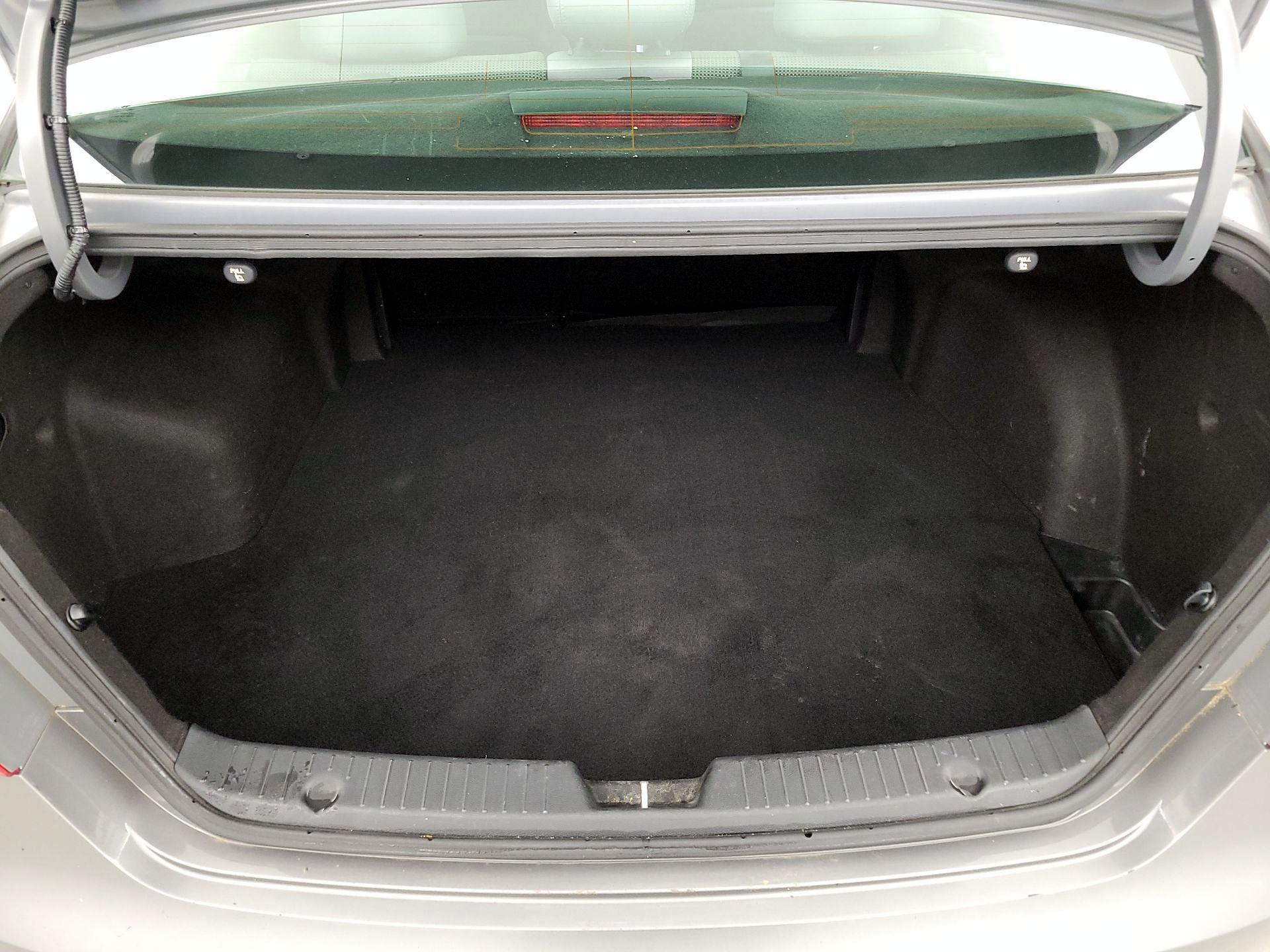 Thumbnail: 2013 Hyundai Sonata - 19