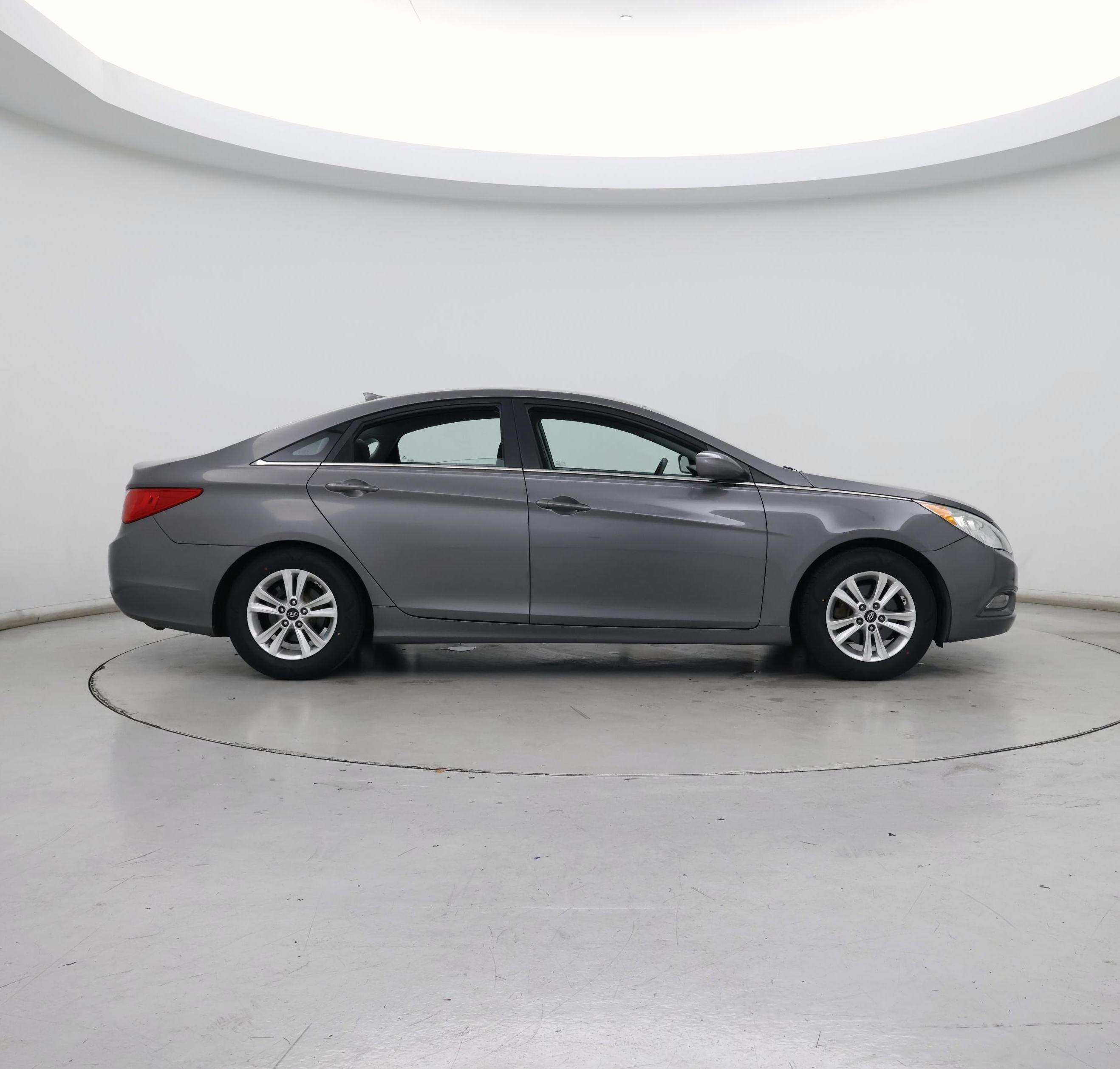 Thumbnail: 2013 Hyundai Sonata - 7