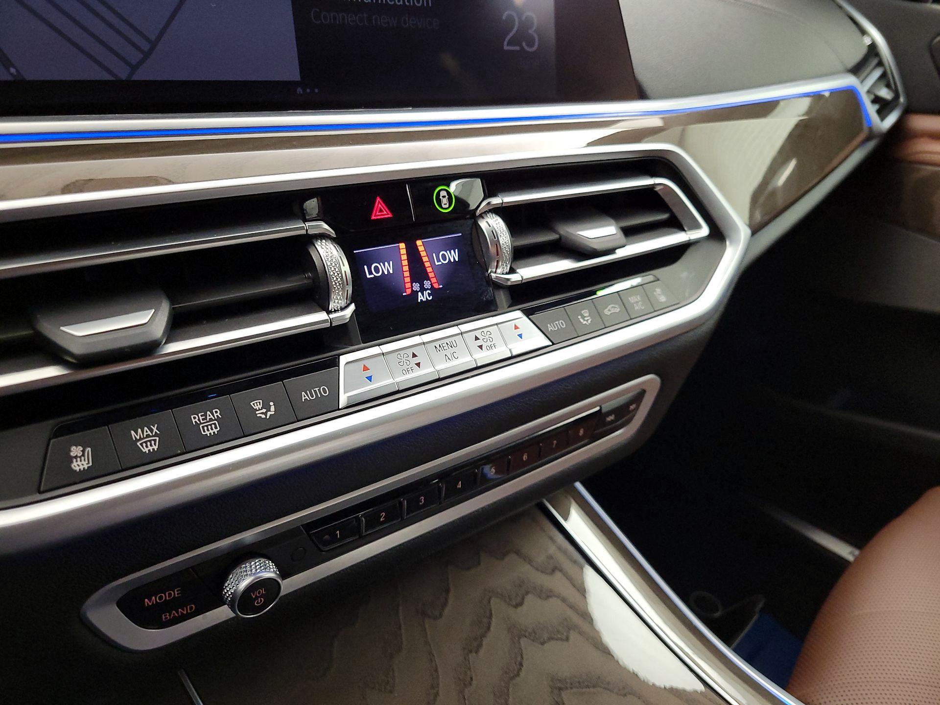 Thumbnail: 2023 BMW X5 - 17