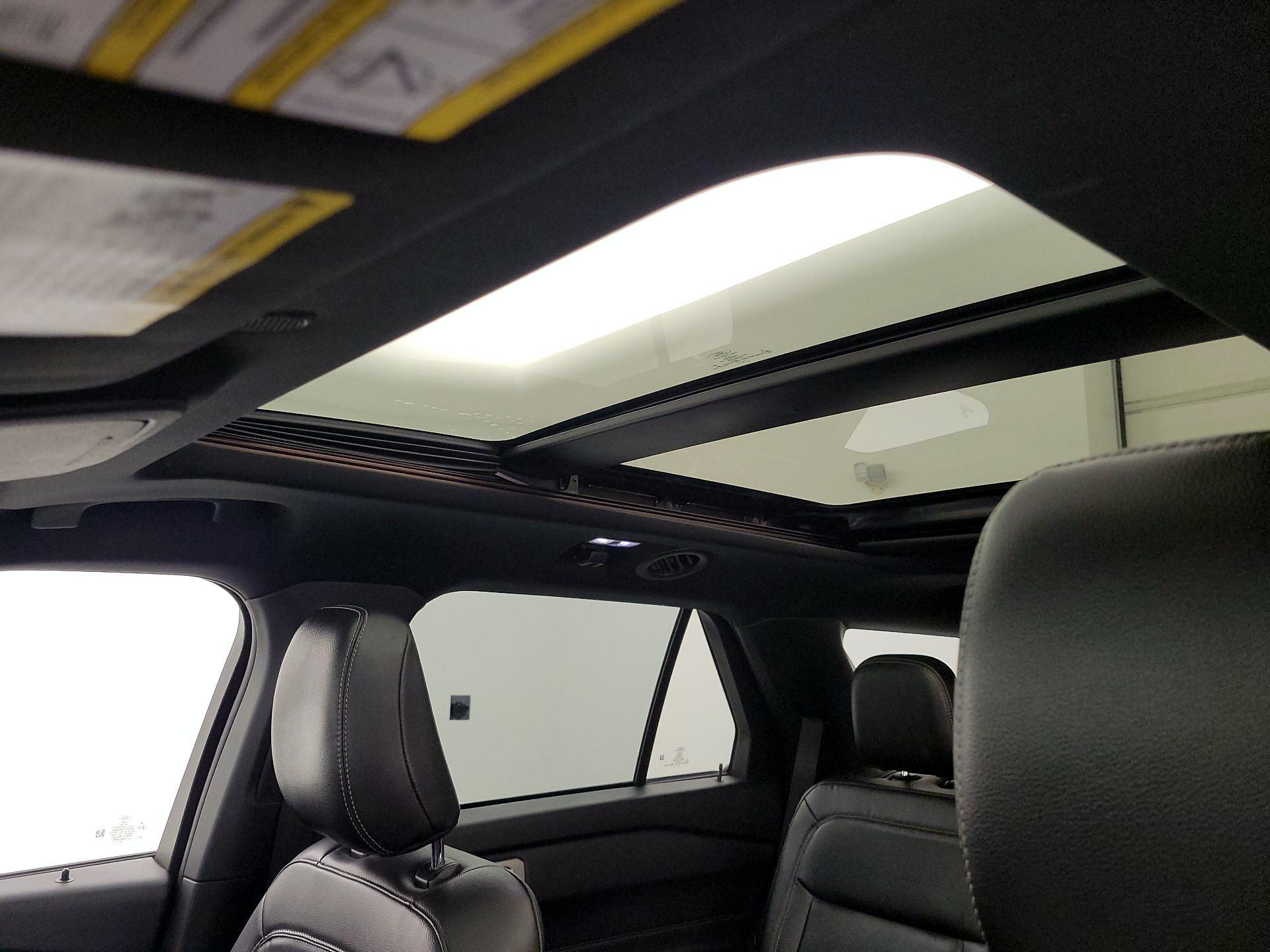 Thumbnail: 2020 Ford Explorer - 20