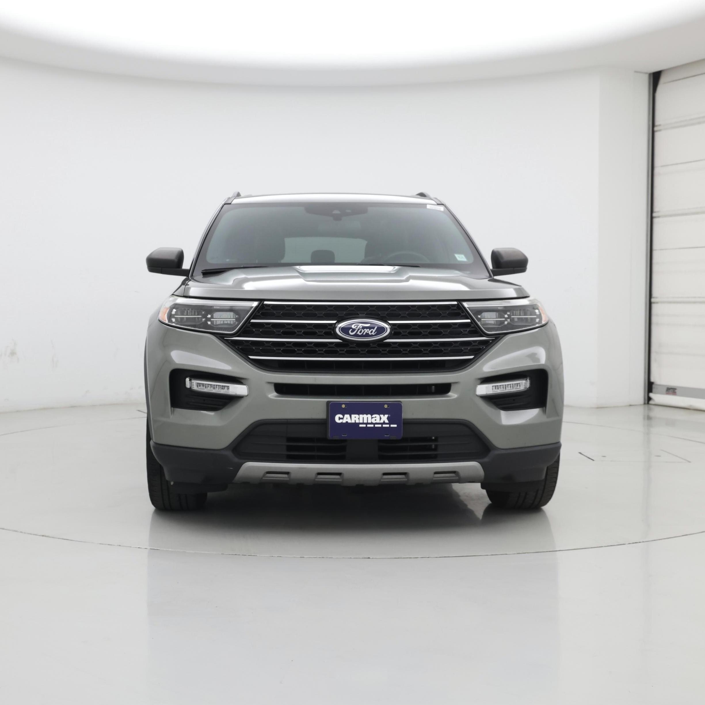 Thumbnail: 2020 Ford Explorer - 5