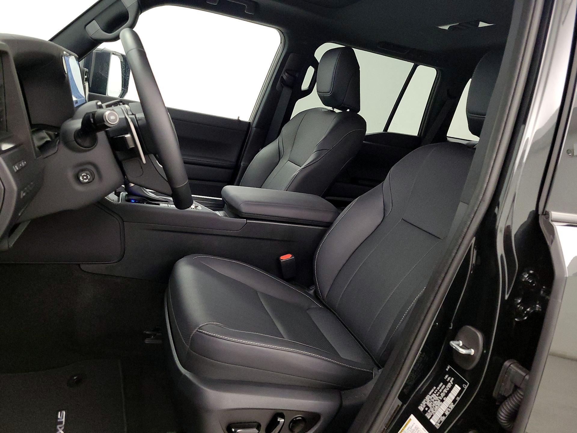 Thumbnail: 2025 Lexus GX - 11