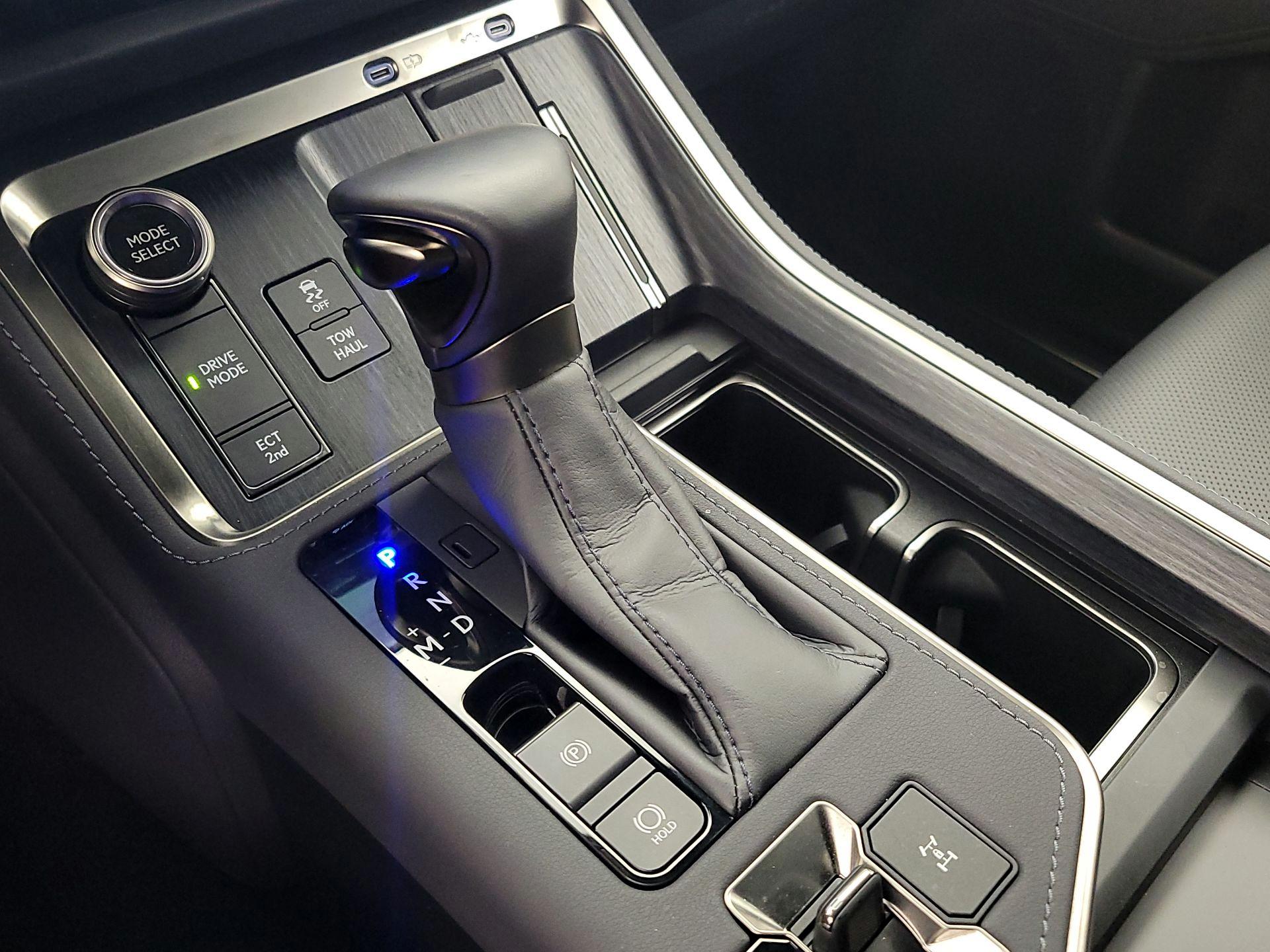 Thumbnail: 2025 Lexus GX - 18