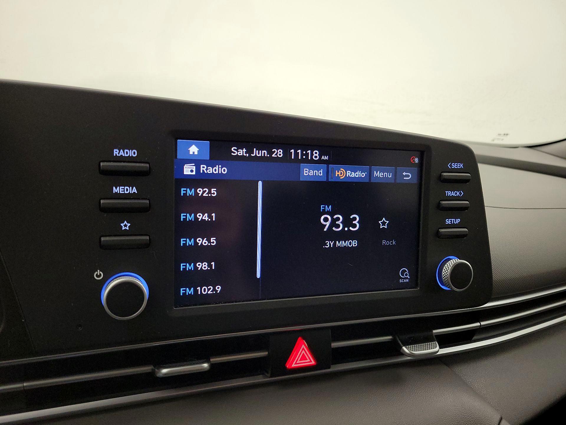 Thumbnail: 2021 Hyundai Elantra - 15