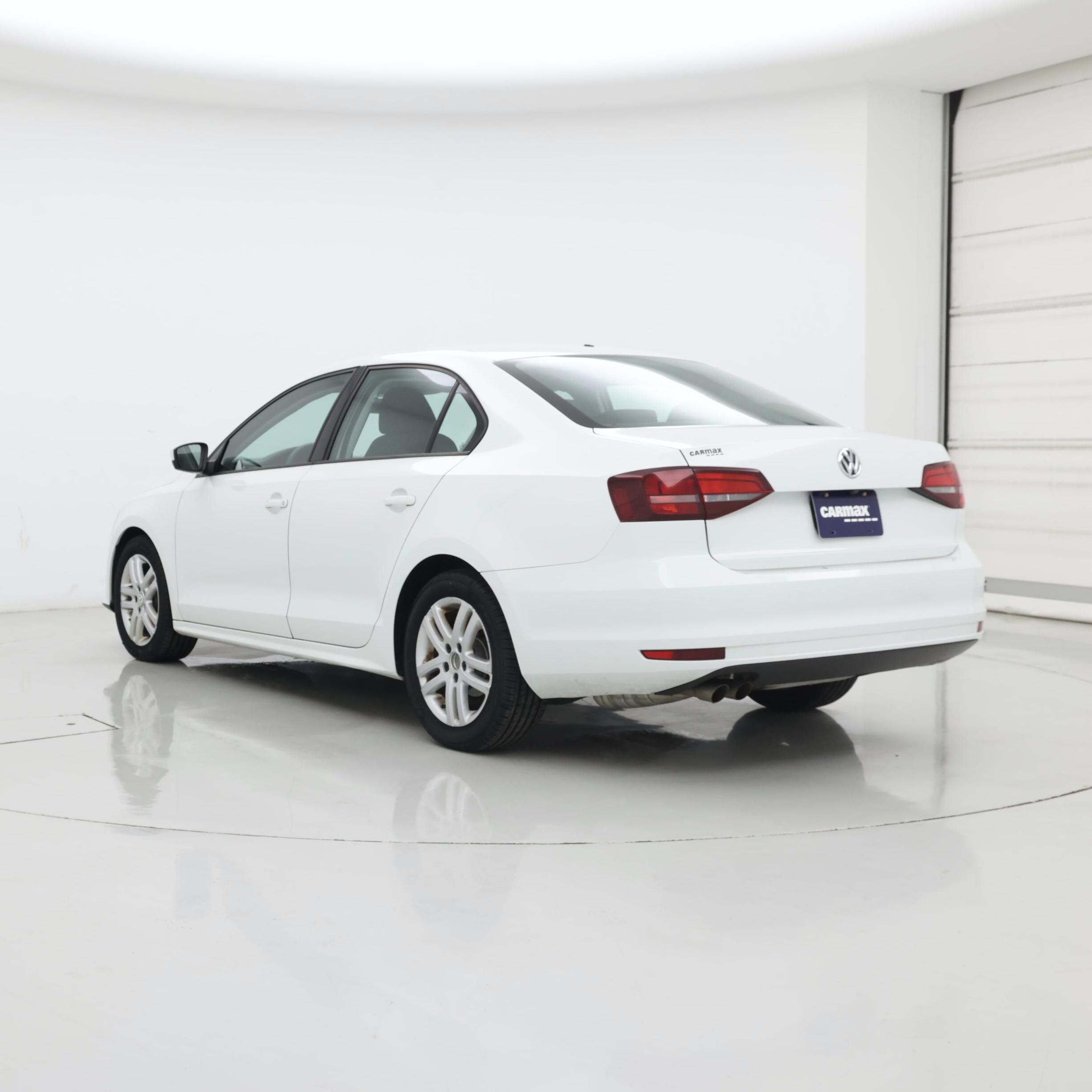 Thumbnail: 2018 Volkswagen Jetta - 2