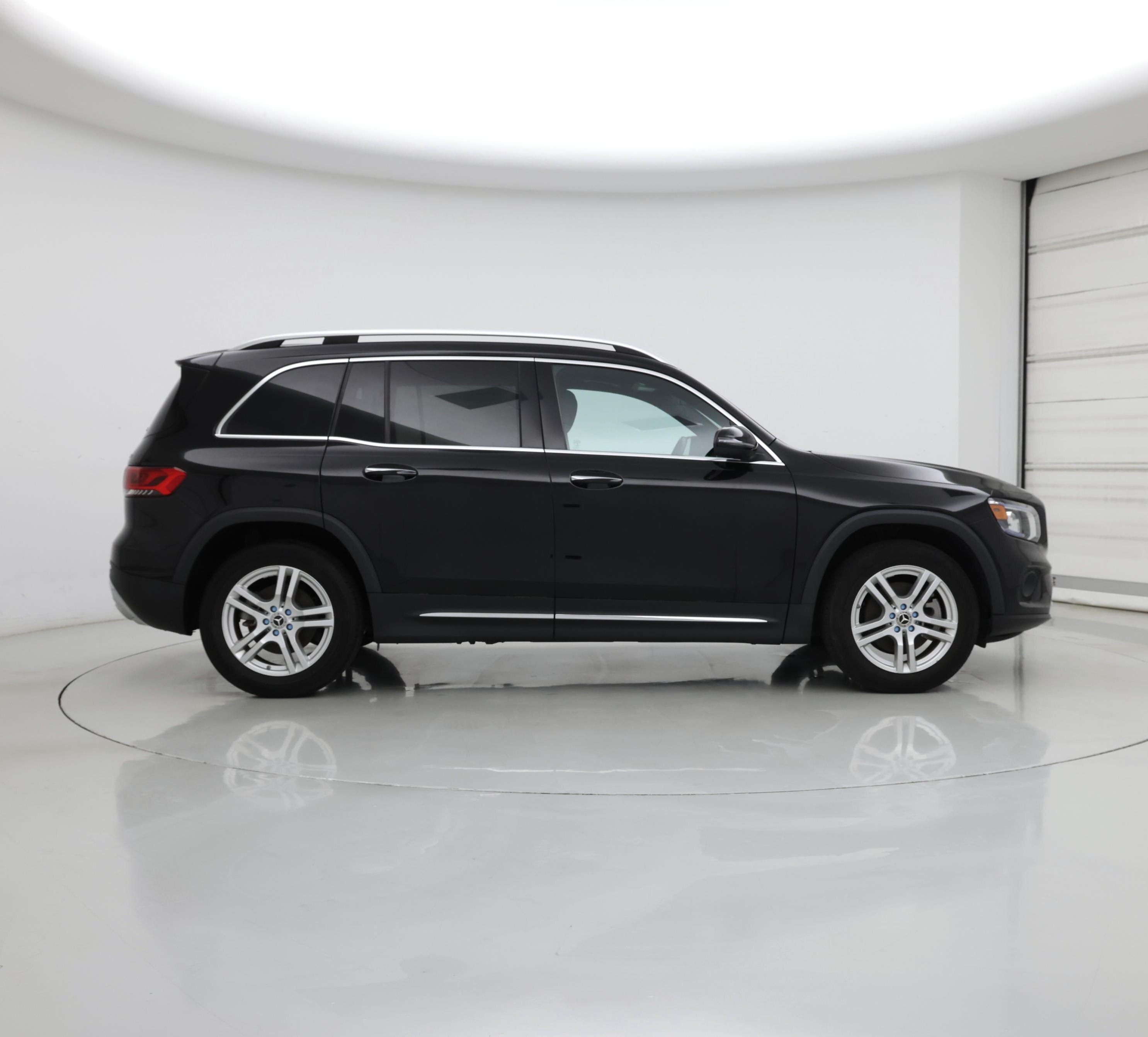 Thumbnail: 2022 Mercedes-Benz GLB - 7