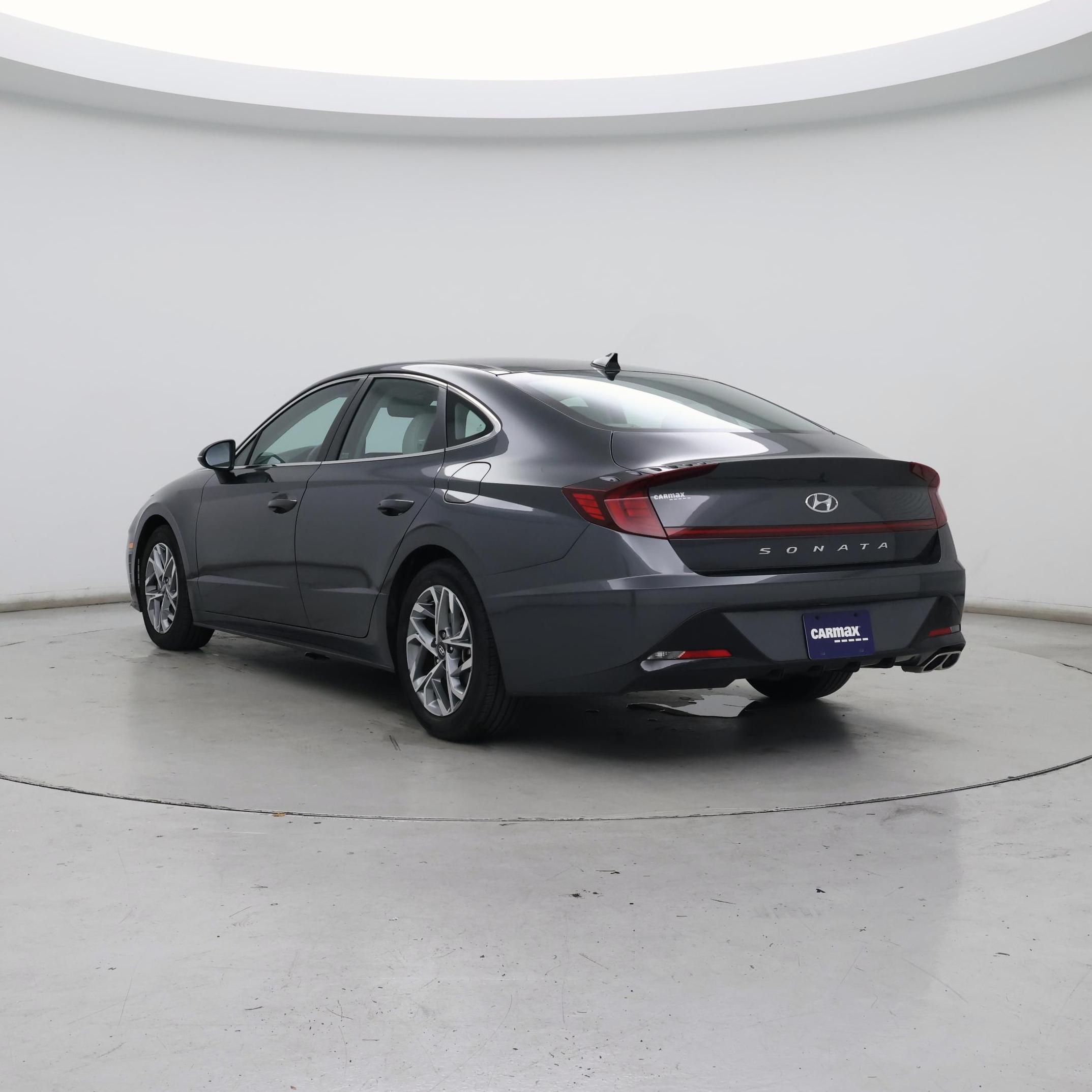 Thumbnail: 2023 Hyundai Sonata - 2