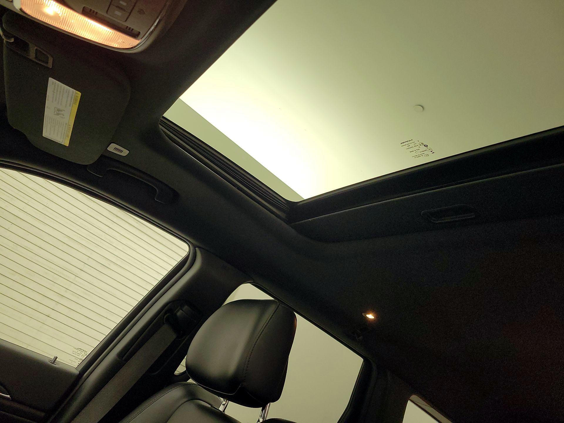 Thumbnail: 2019 Jeep Grand Cherokee - 20