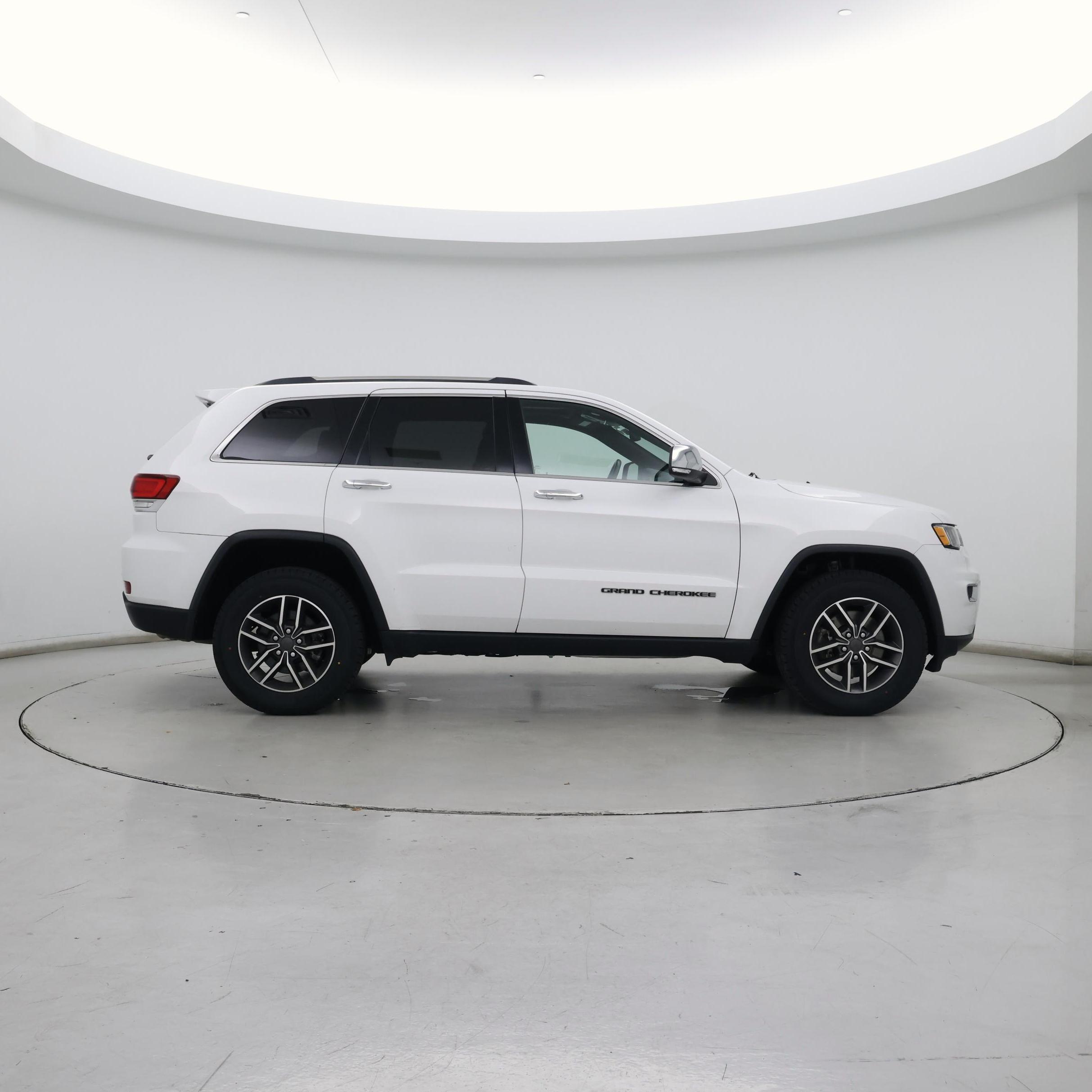 Thumbnail: 2021 Jeep Grand Cherokee - 7