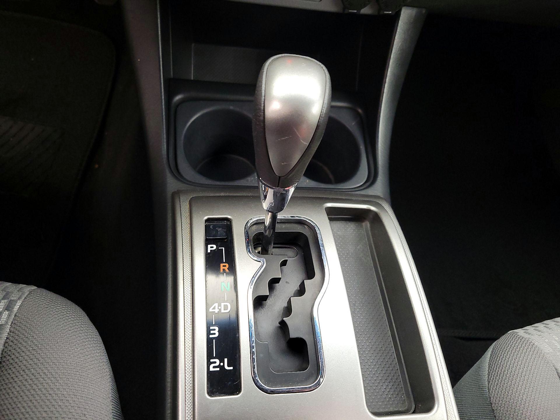 Thumbnail: 2014 Toyota Tacoma - 17
