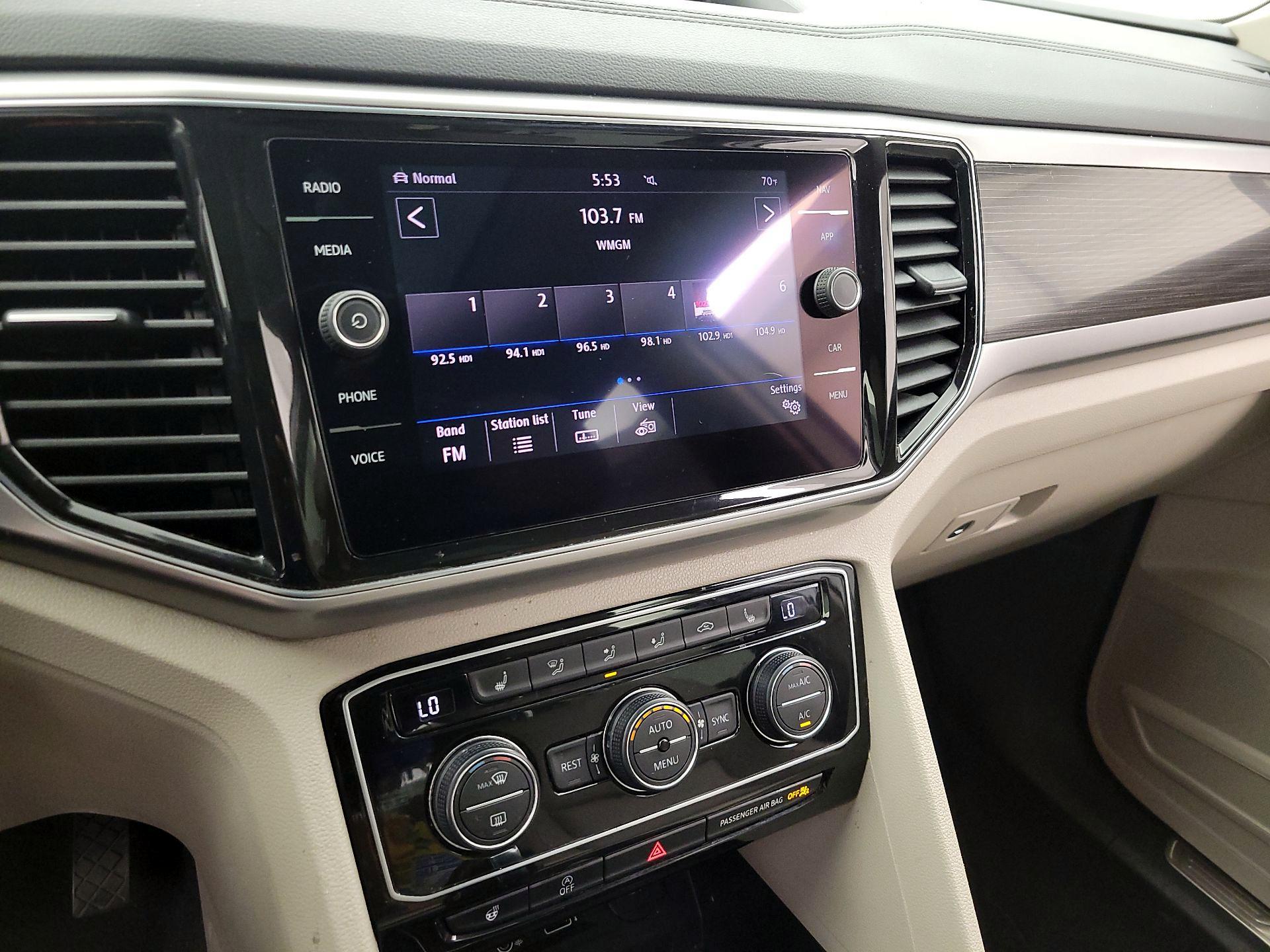 Thumbnail: 2019 Volkswagen Atlas - 16
