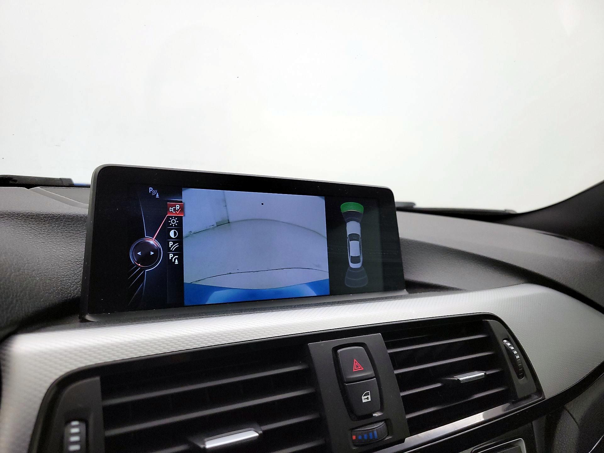 Thumbnail: 2014 BMW 4 Series - 15