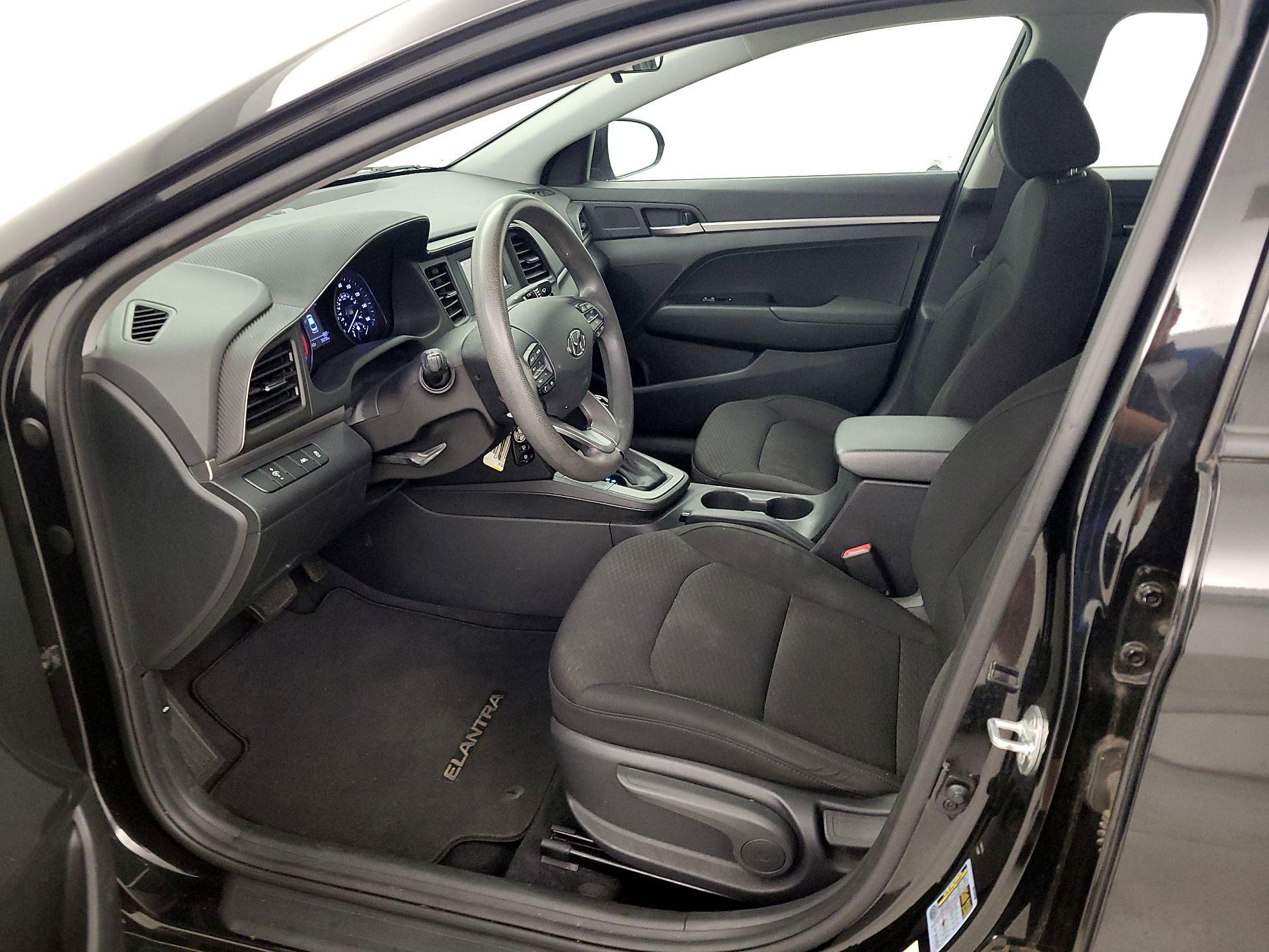 Thumbnail: 2020 Hyundai Elantra - 11