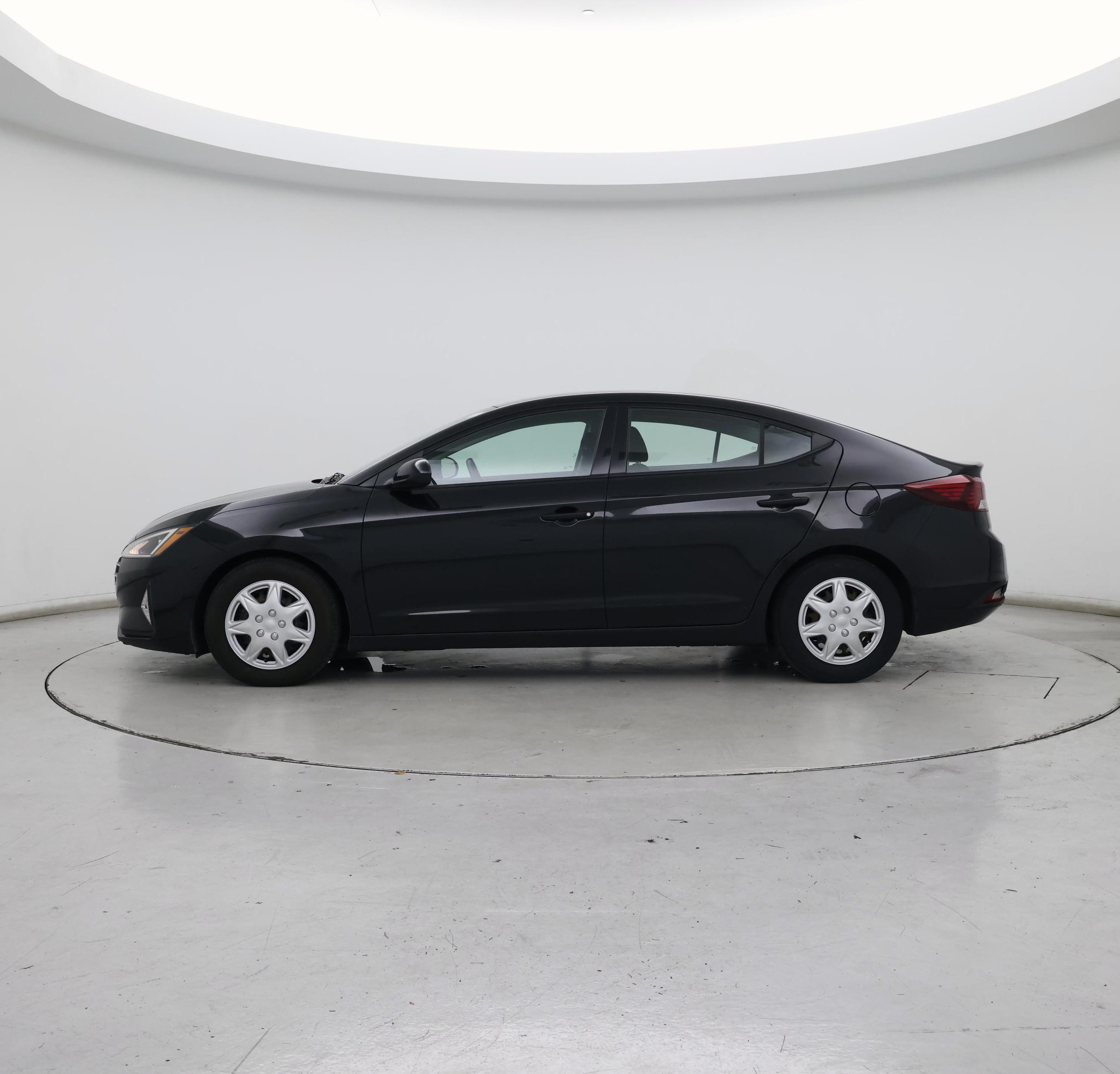 Thumbnail: 2020 Hyundai Elantra - 3