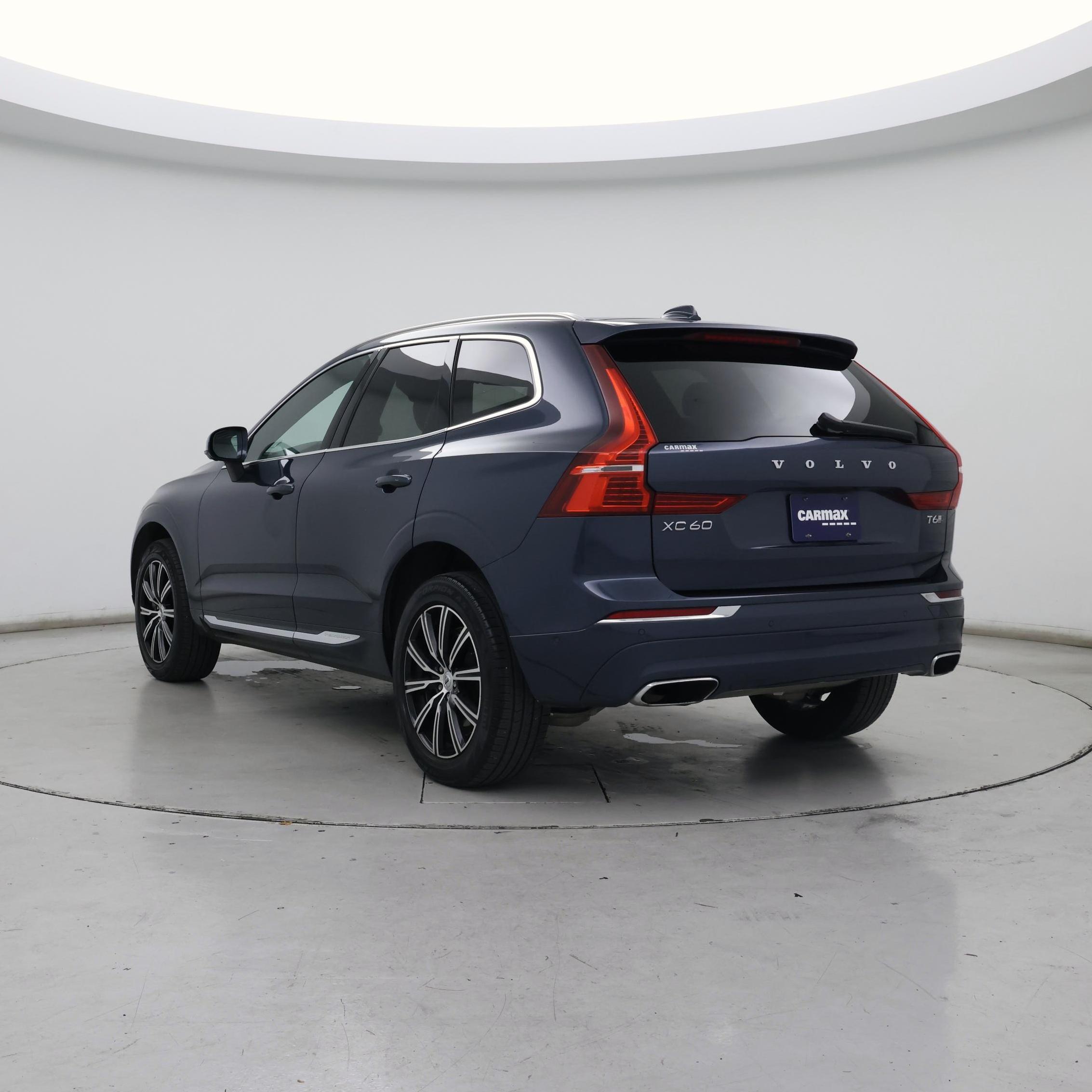 Thumbnail: 2019 Volvo XC60 - 2