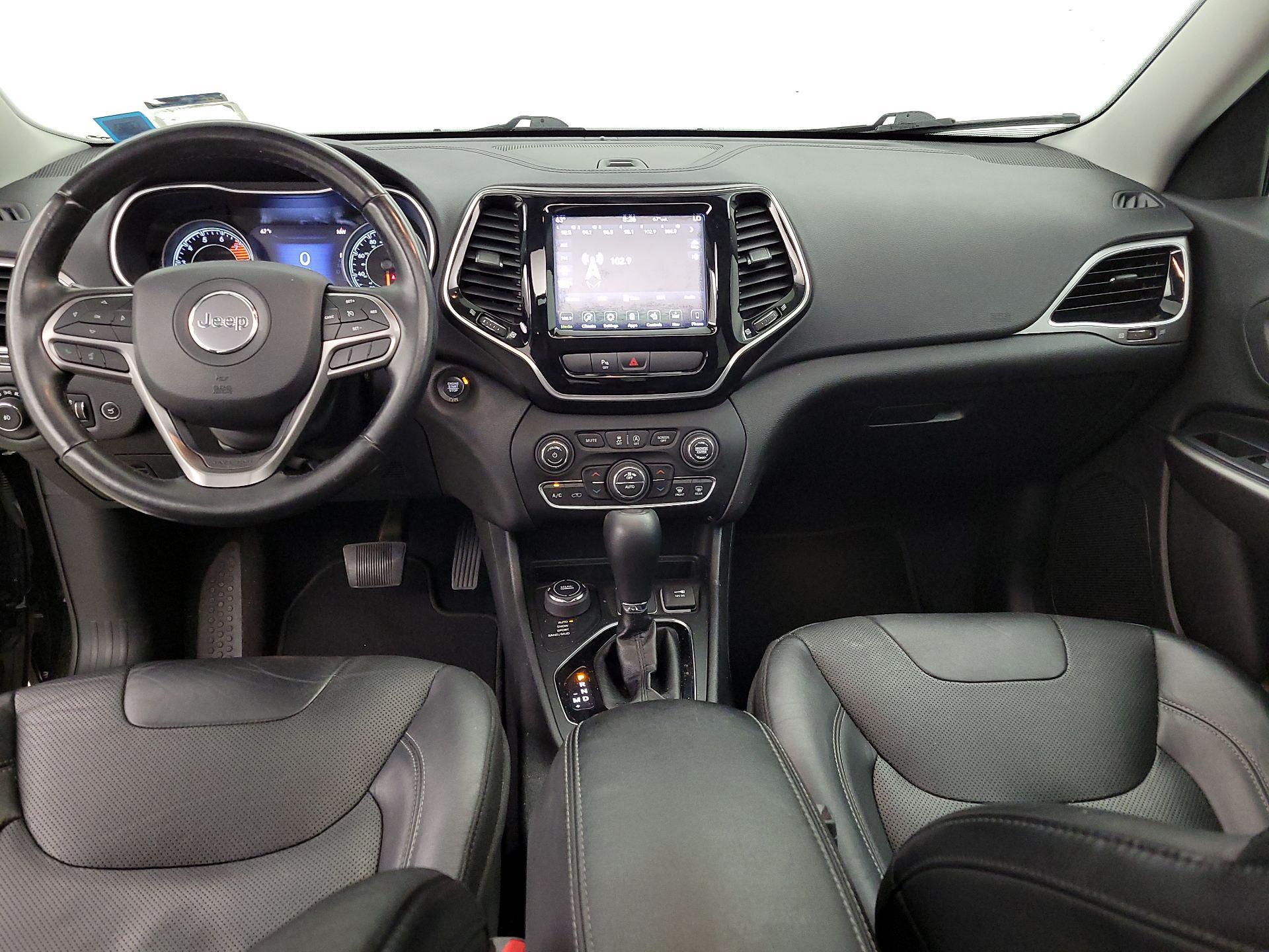 Thumbnail: 2020 Jeep Cherokee - 9