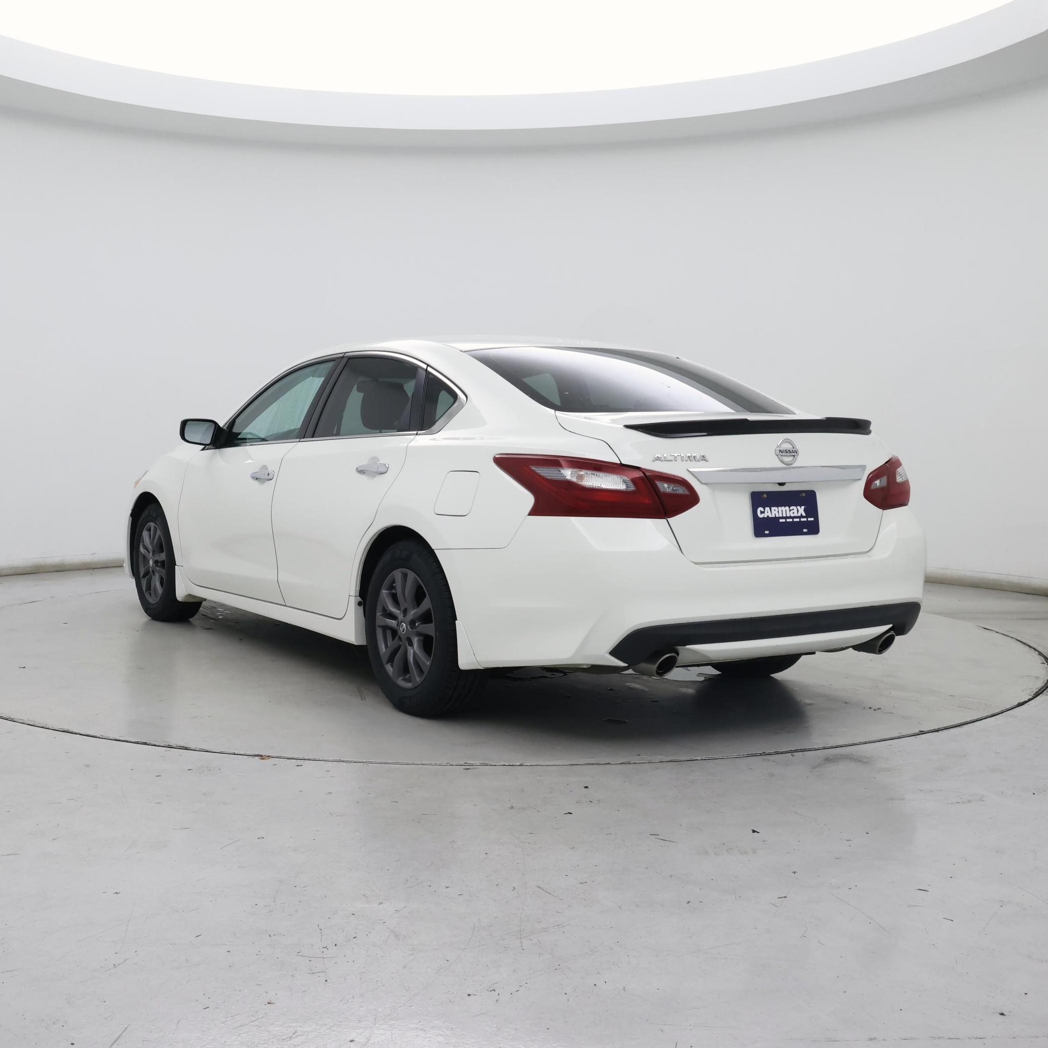 Thumbnail: 2018 Nissan Altima - 2