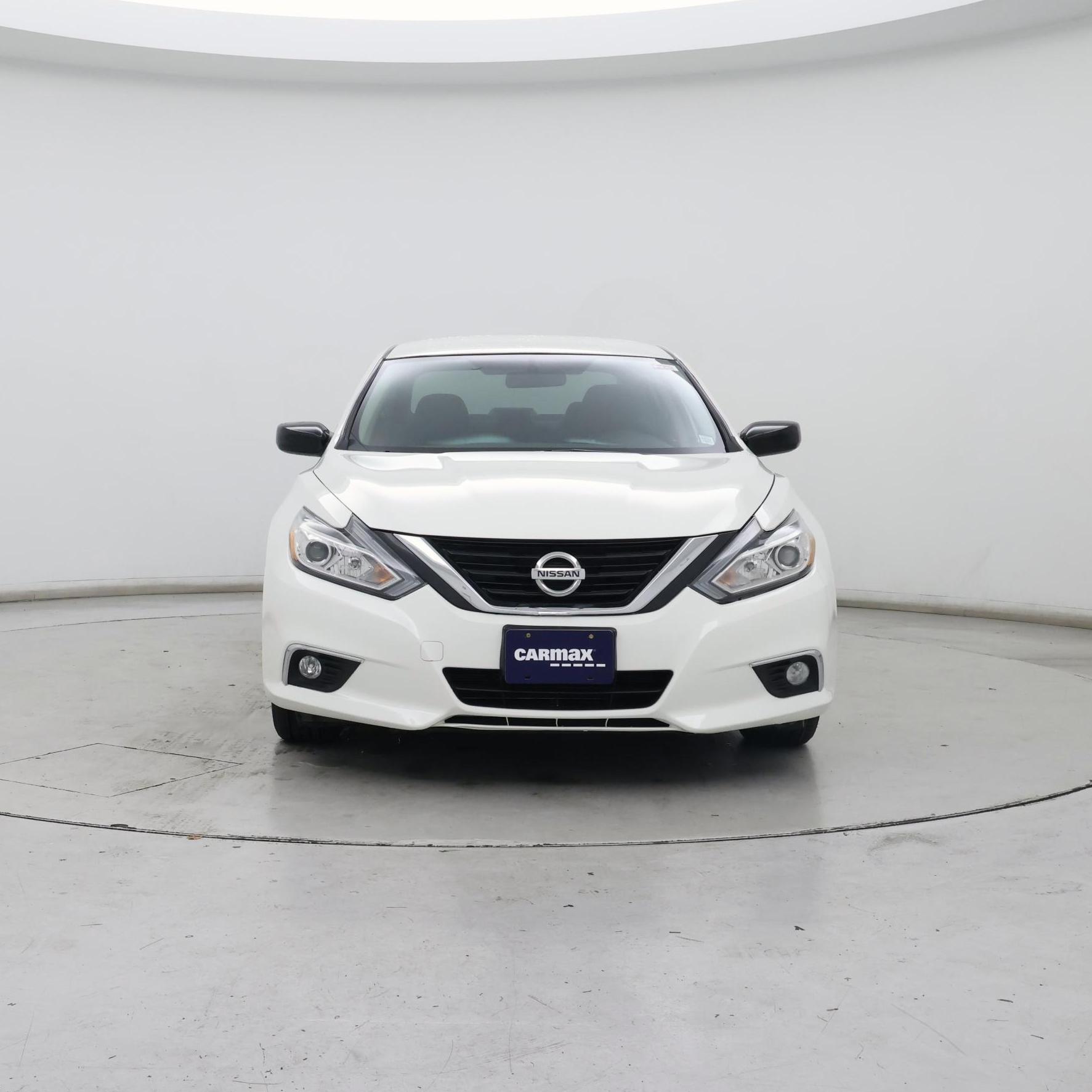 Thumbnail: 2018 Nissan Altima - 5