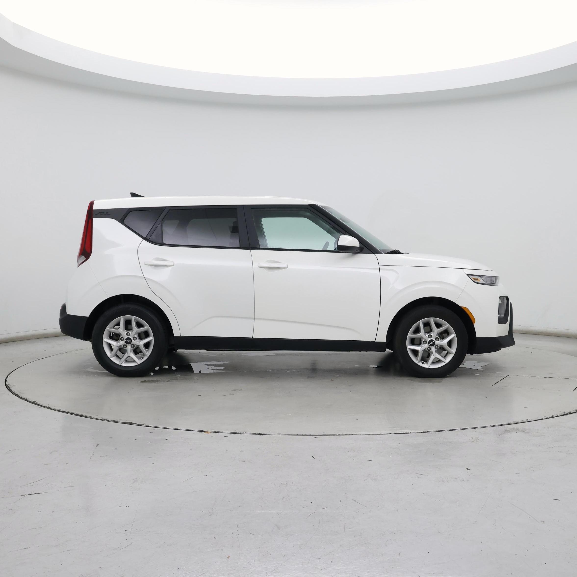 Thumbnail: 2022 Kia Soul - 7
