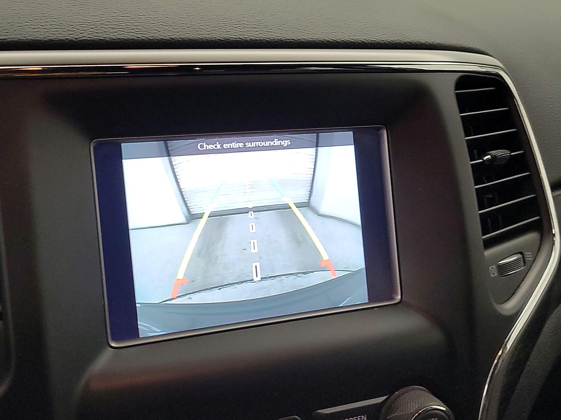 Thumbnail: 2019 Jeep Grand Cherokee - 14