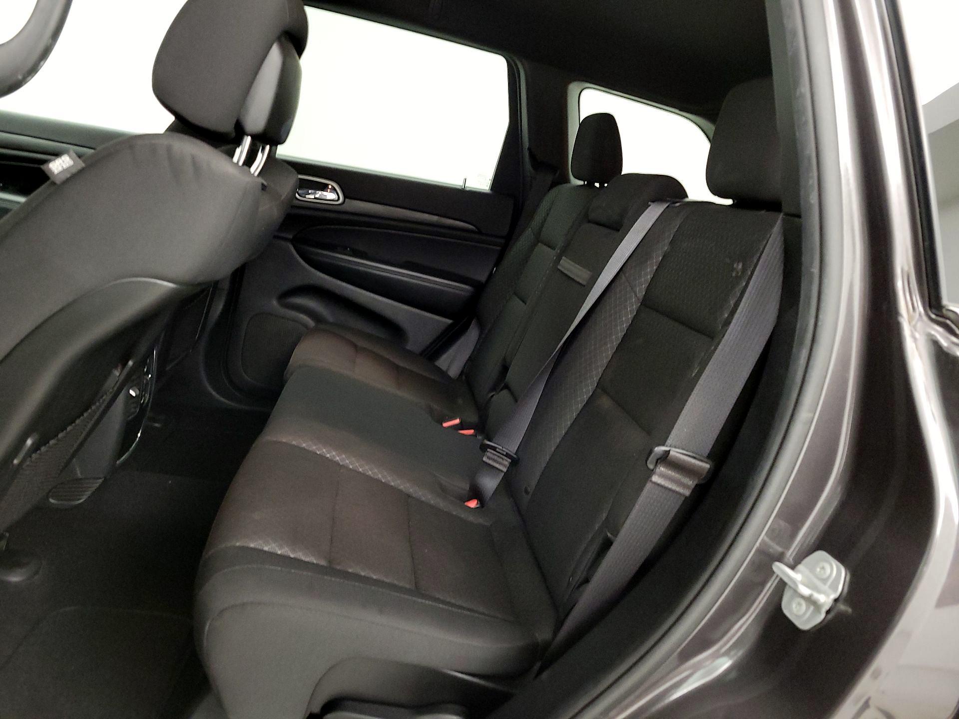 Thumbnail: 2019 Jeep Grand Cherokee - 19