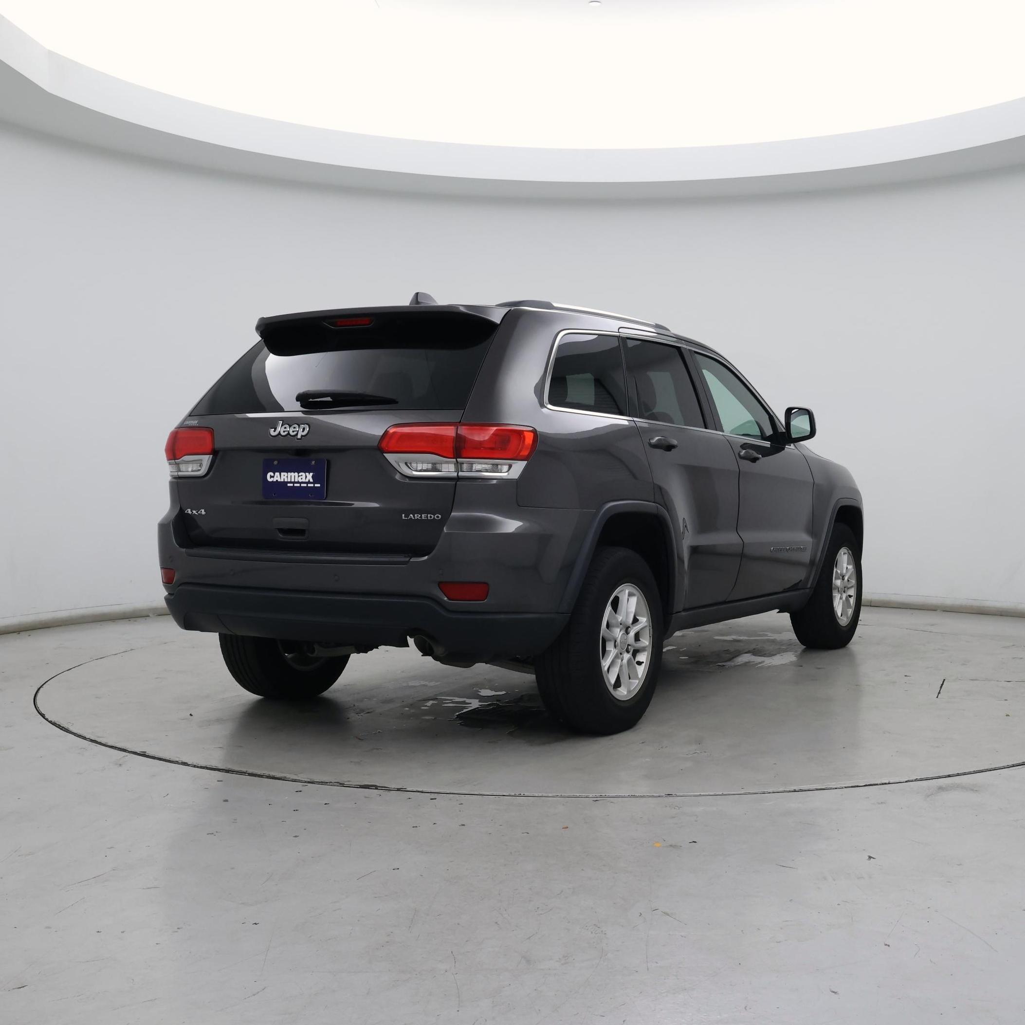 Thumbnail: 2019 Jeep Grand Cherokee - 8