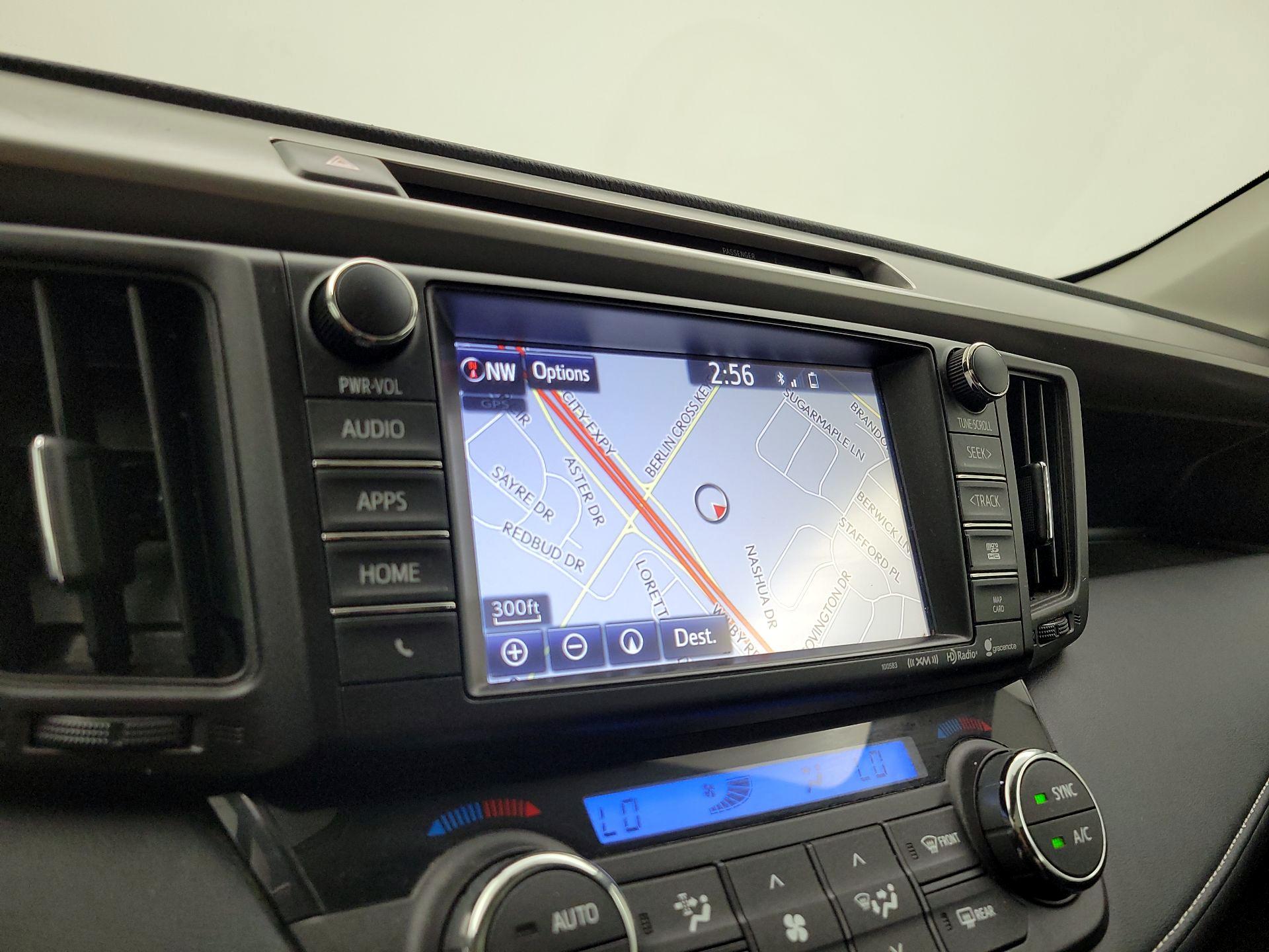 Thumbnail: 2016 Toyota RAV4 - 14
