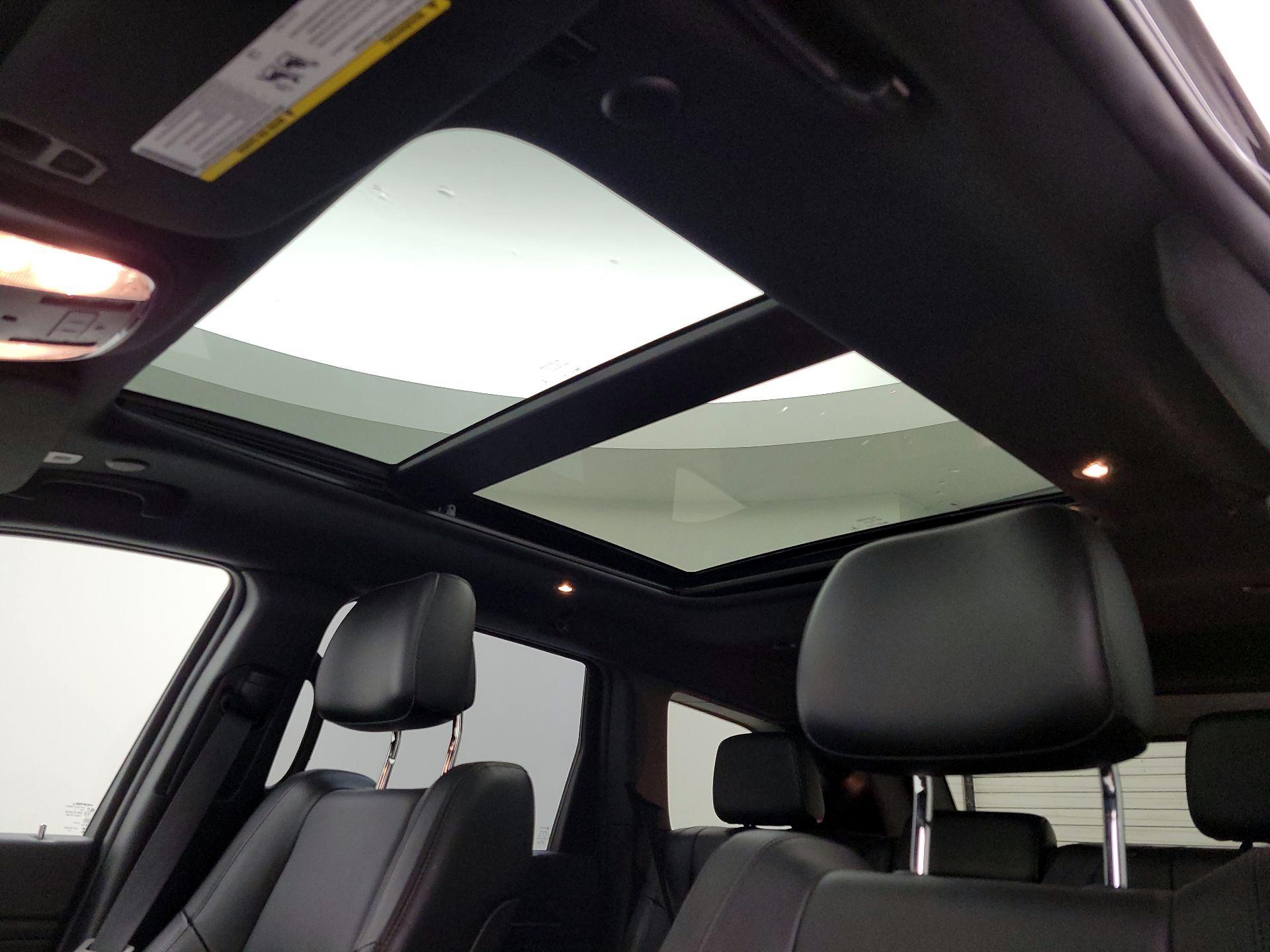 Thumbnail: 2021 Jeep Grand Cherokee - 20