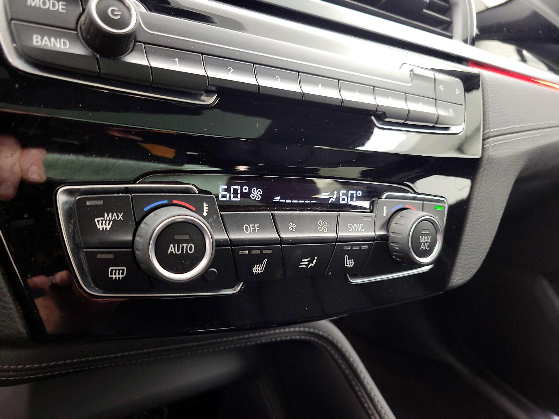Thumbnail: 2020 BMW X1 - 17