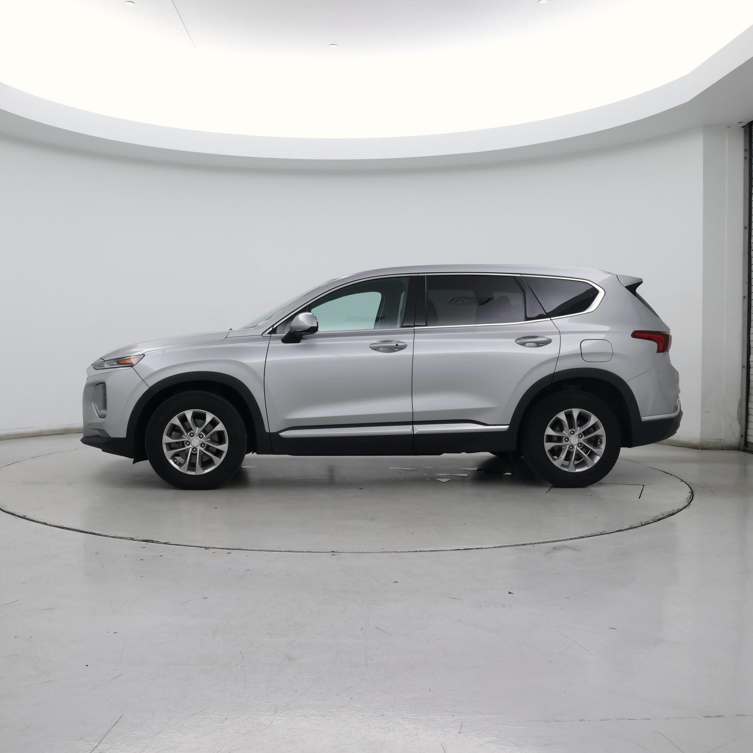 Thumbnail: 2020 Hyundai Santa Fe - 3