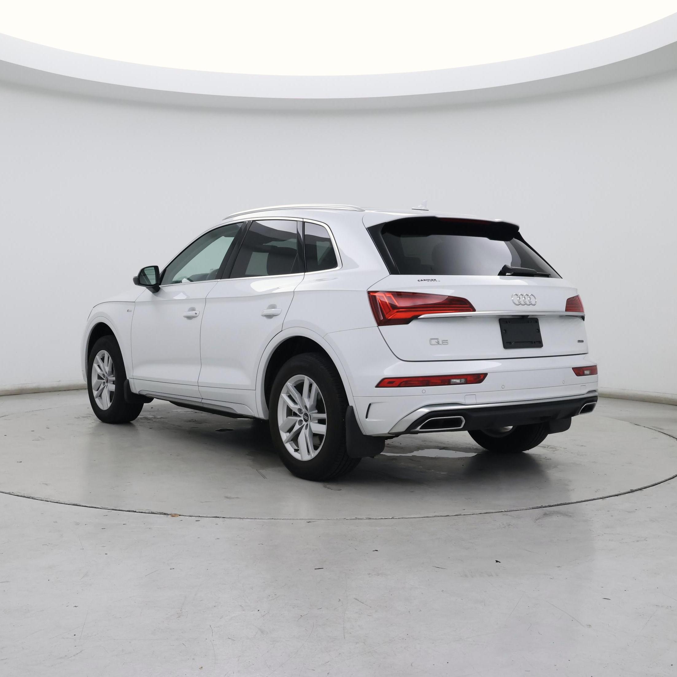 Thumbnail: 2022 Audi Q5 - 2