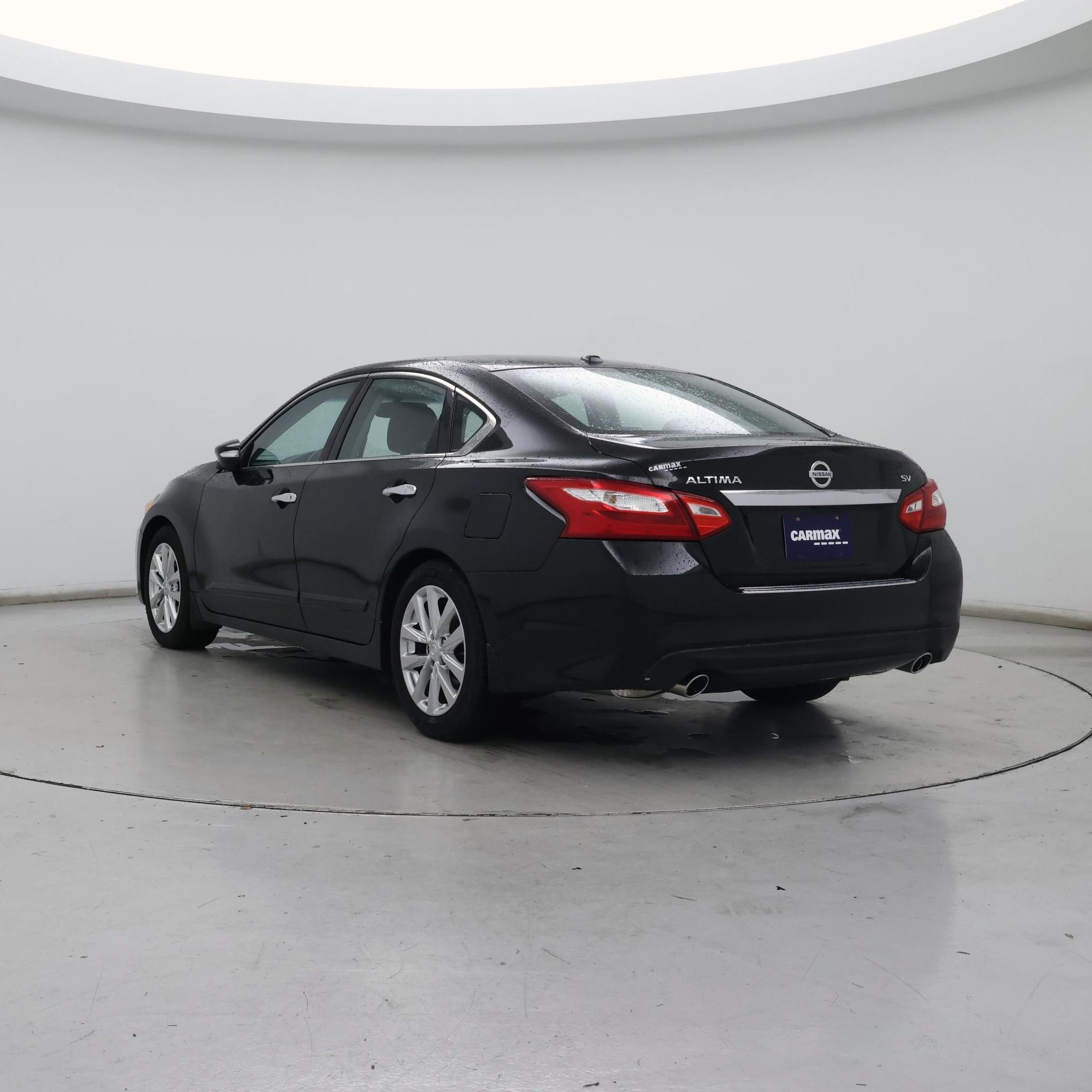 Thumbnail: 2017 Nissan Altima - 2