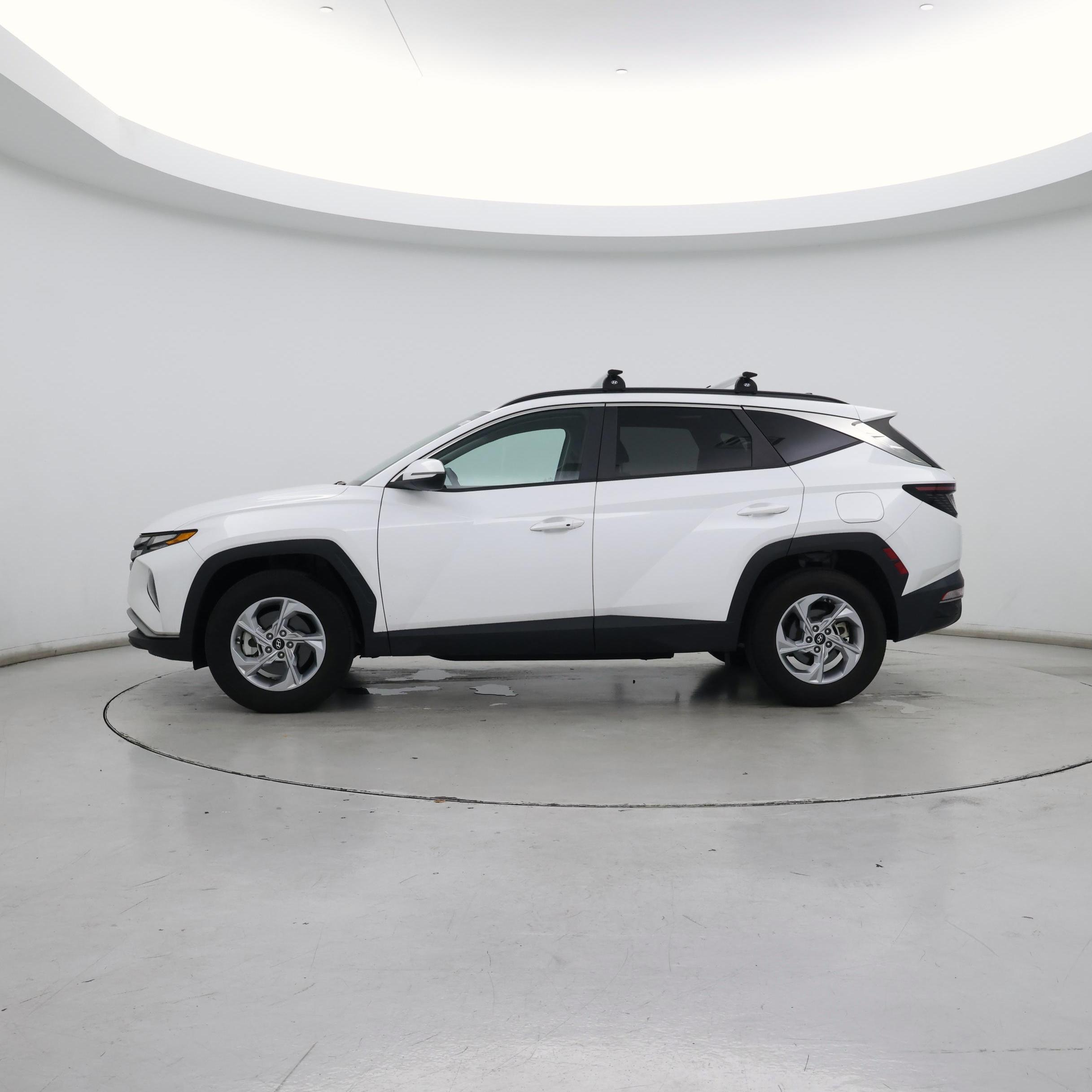 Thumbnail: 2022 Hyundai Tucson - 3